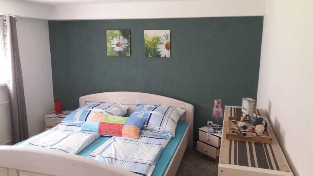 Two-Bedroom Apartment with Shower  photo 2