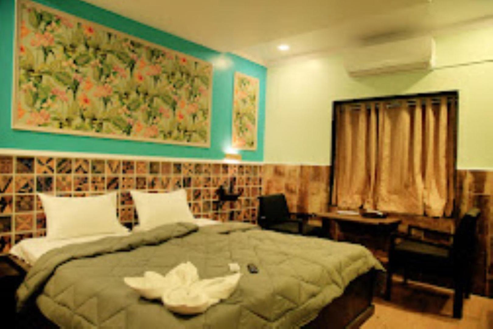 Deluxe Suite