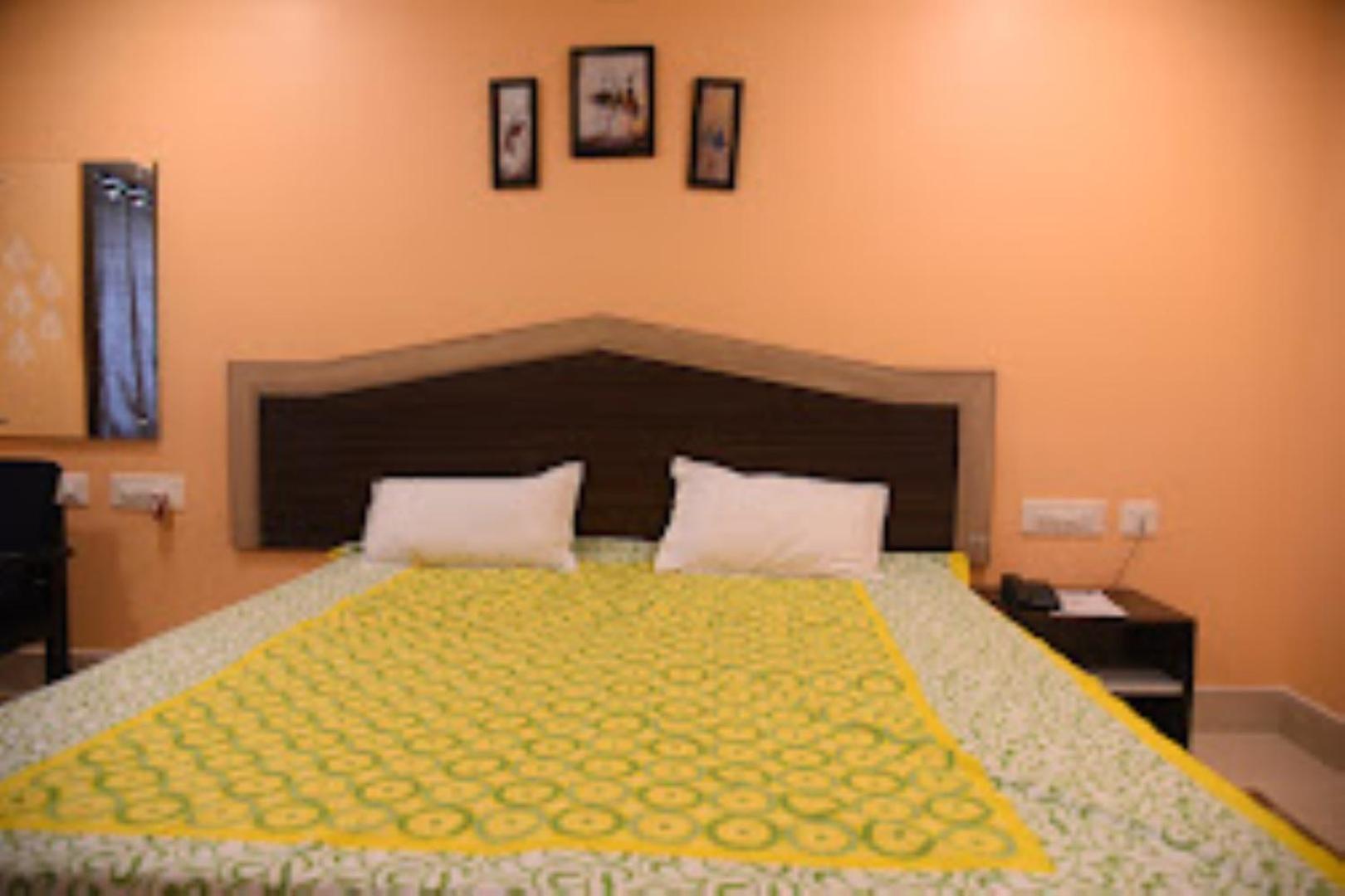 Deluxe Queen Room photo 2