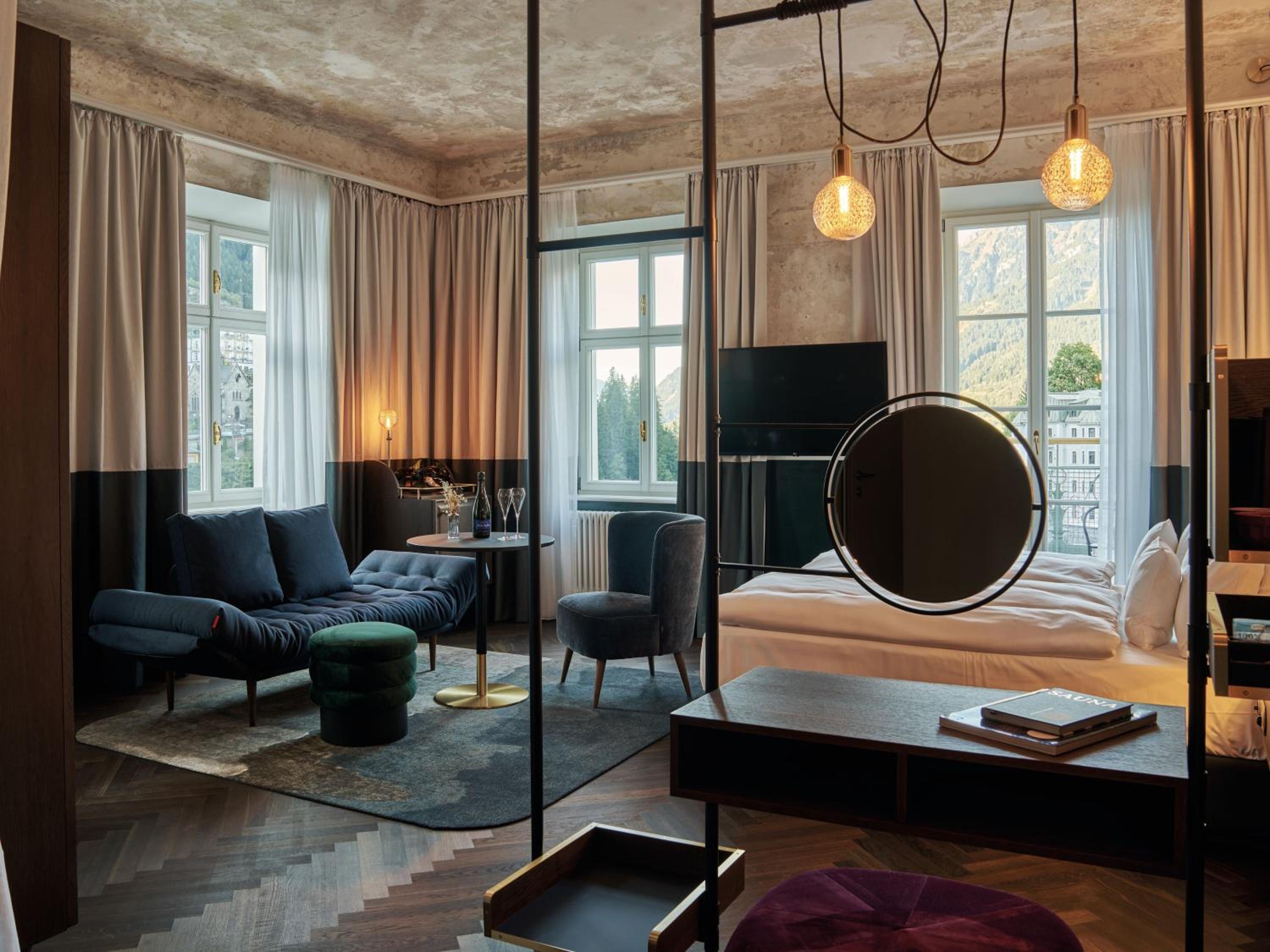 Junior Suite with Balcony photo 3