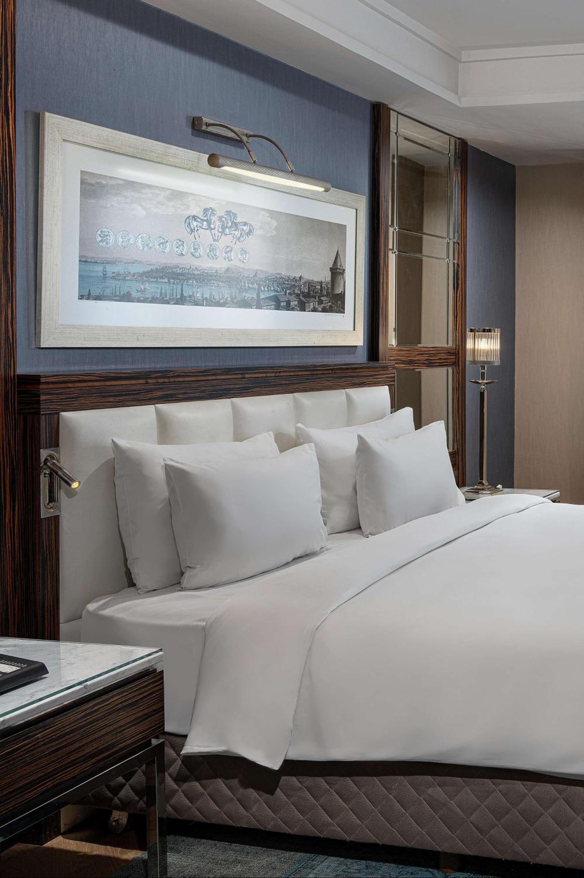 Executive Room with Golden Horn View