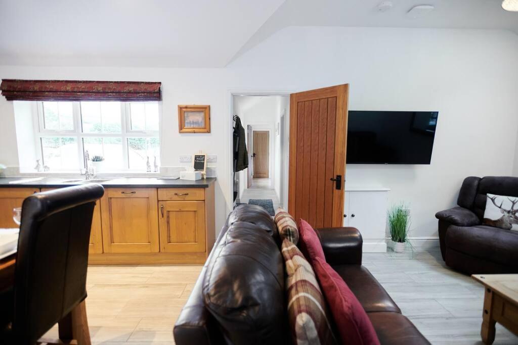 Two-Bedroom House photo 3