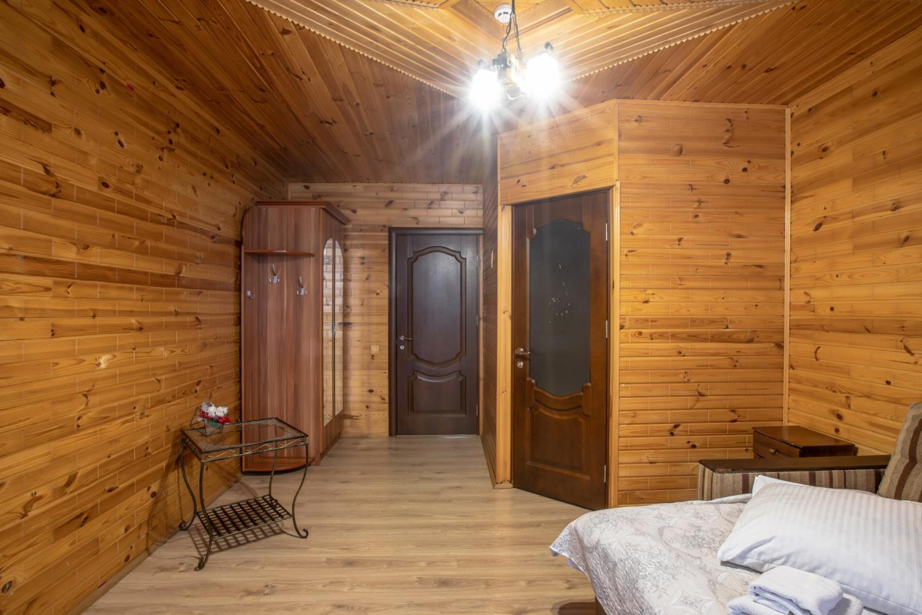 Two-Bedroom Suite (4 Adults) photo 2