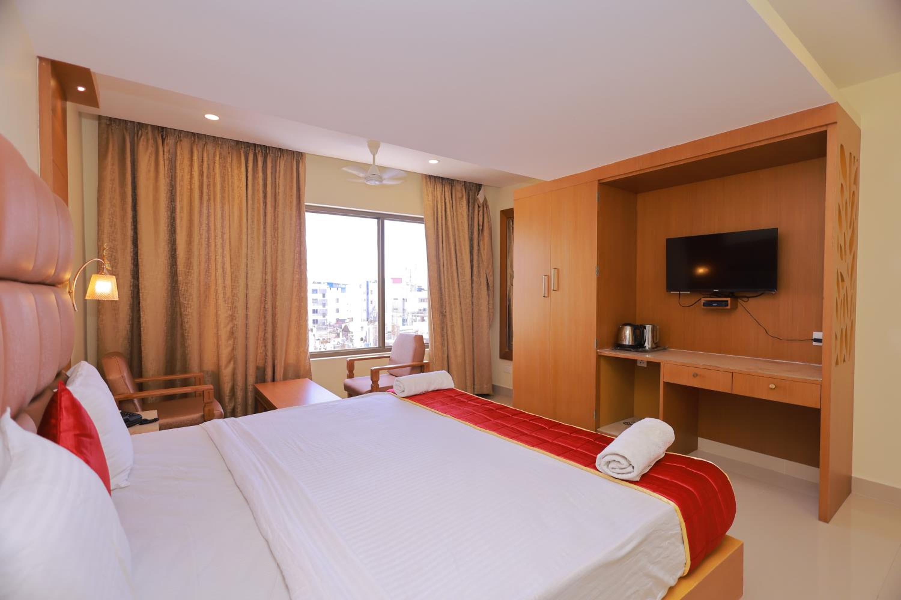 Deluxe Double Room - Photo 5