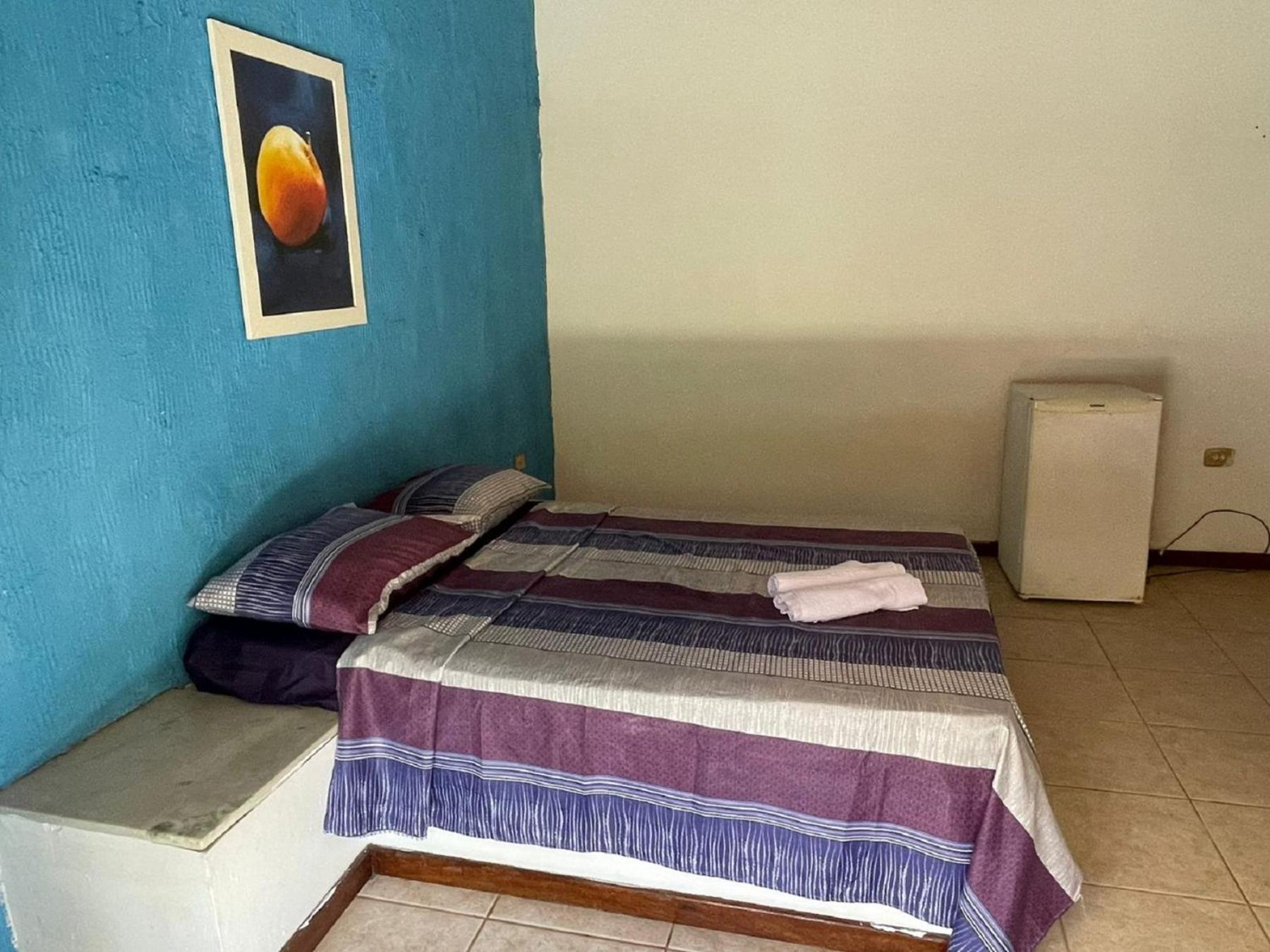 Double Room - Photo 7