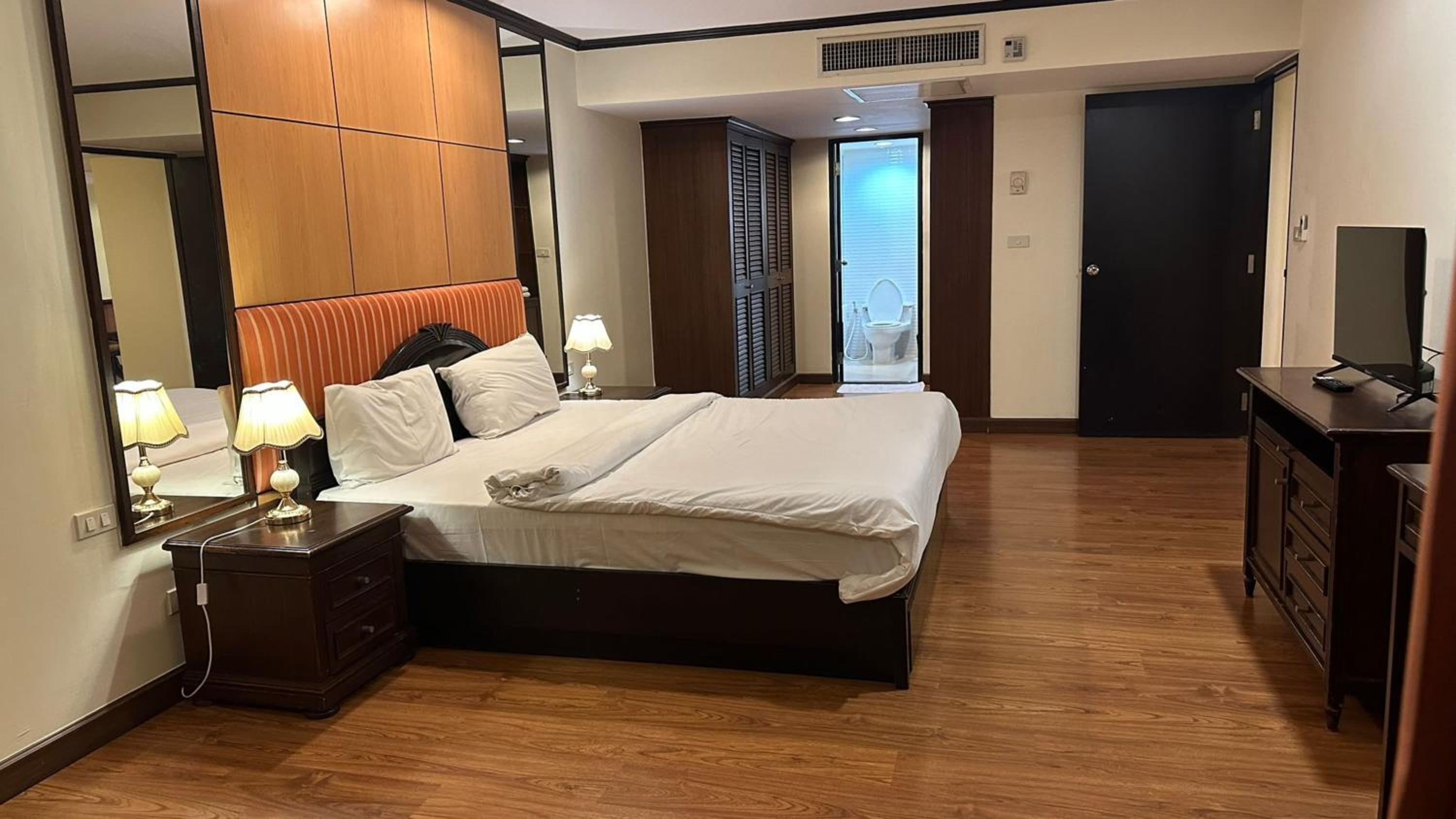 Budget Double Room photo 2