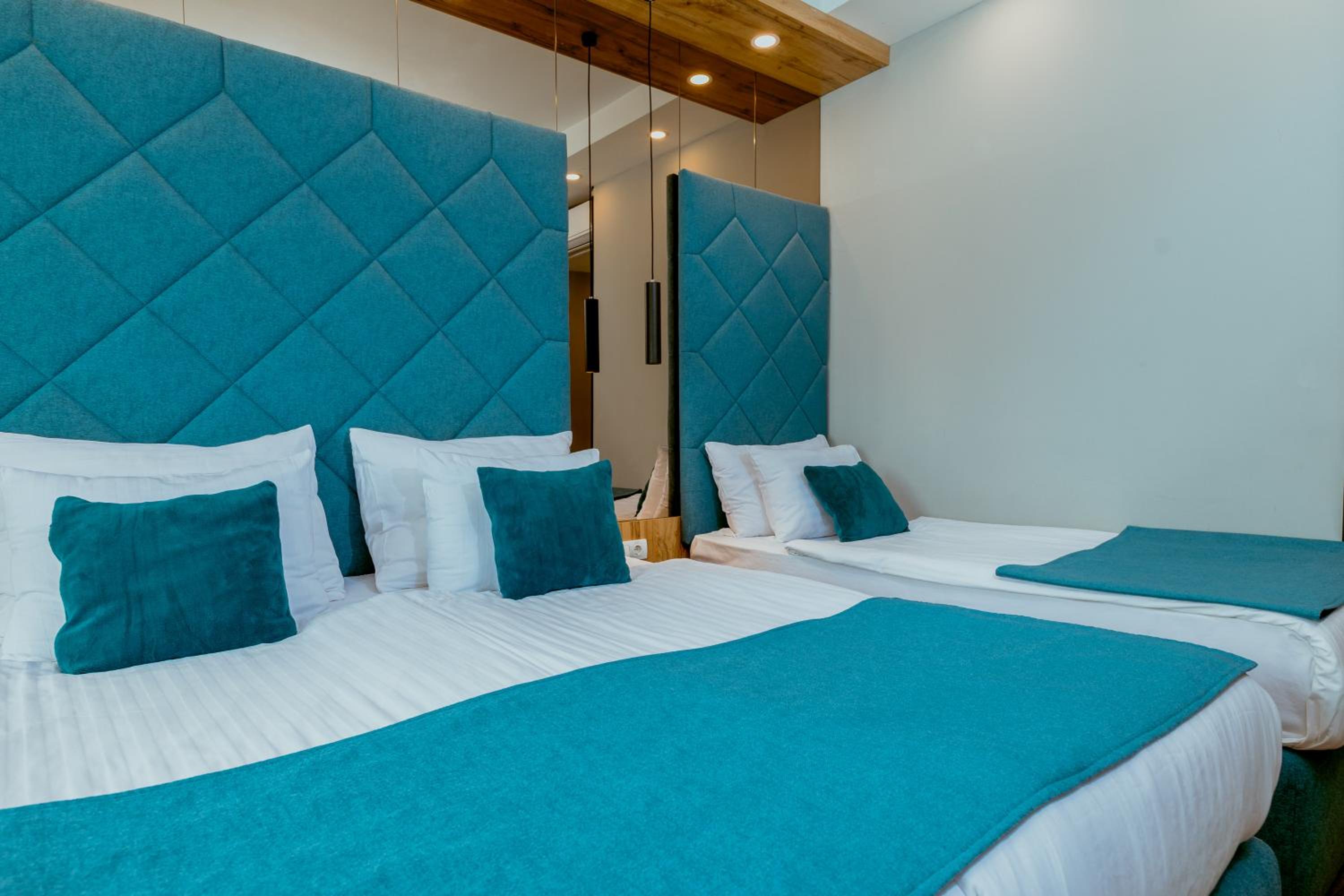 Standard Triple Room - Photo 3