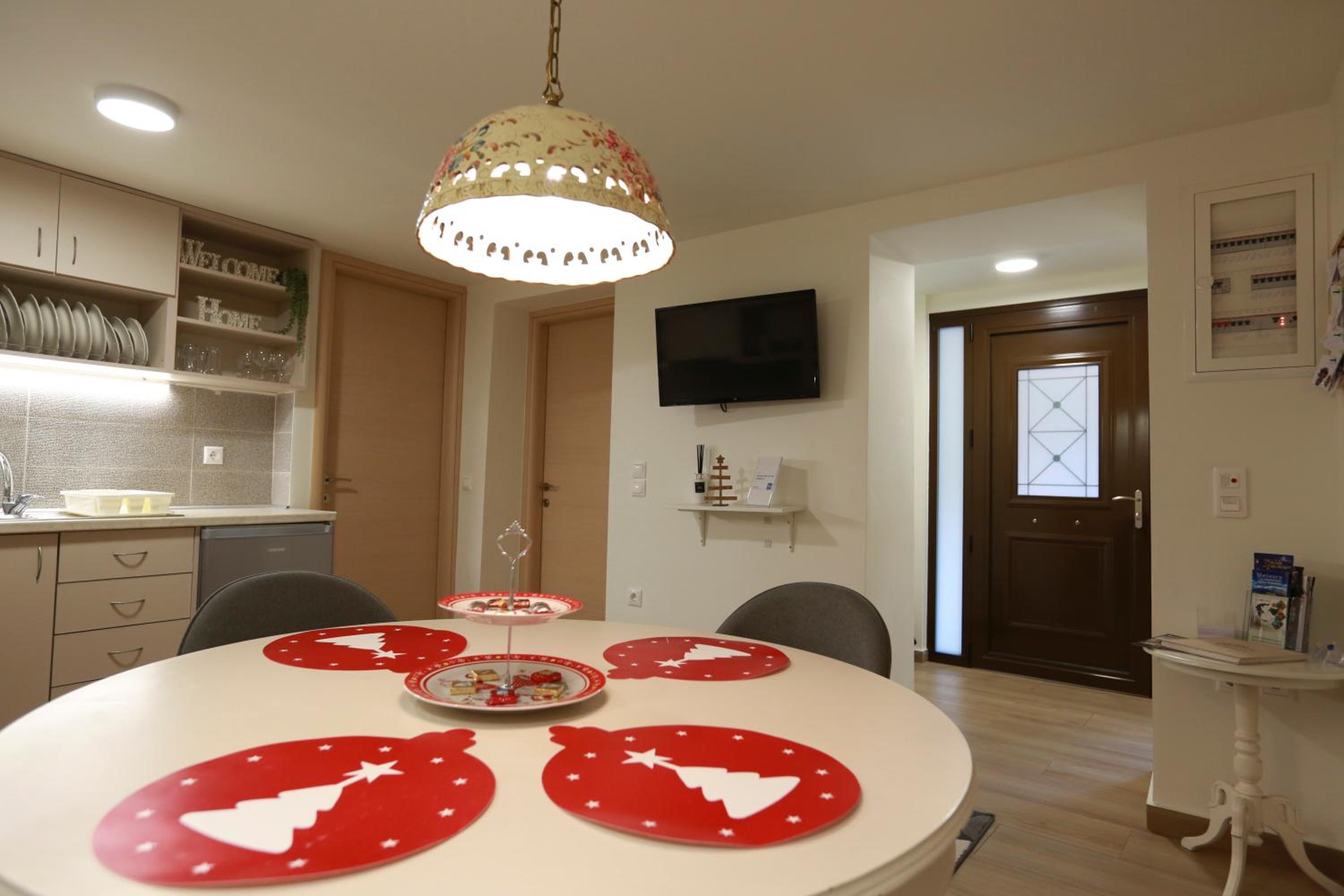 Two-Bedroom Apartment - Photo 42