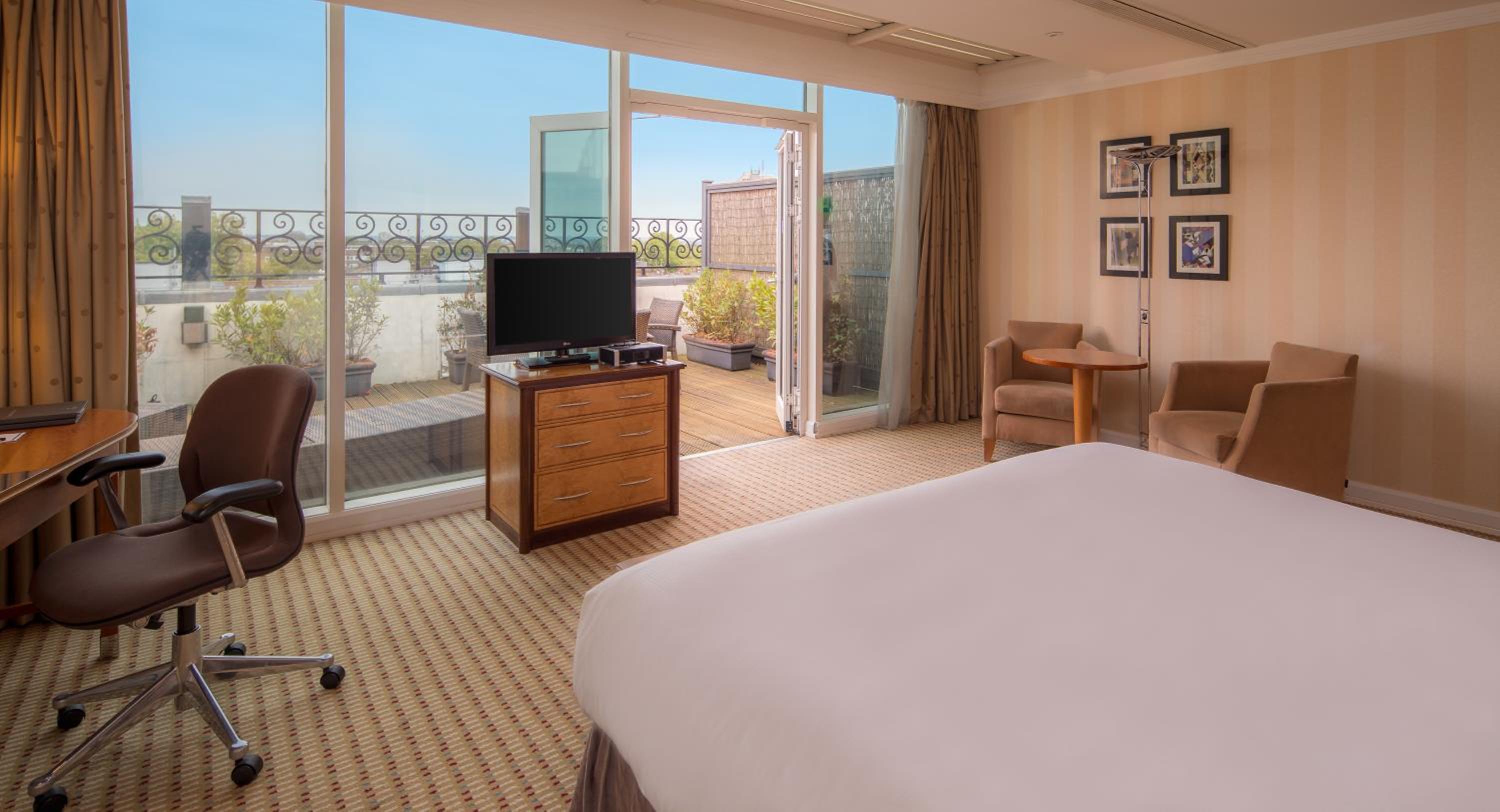Suite with Terrace