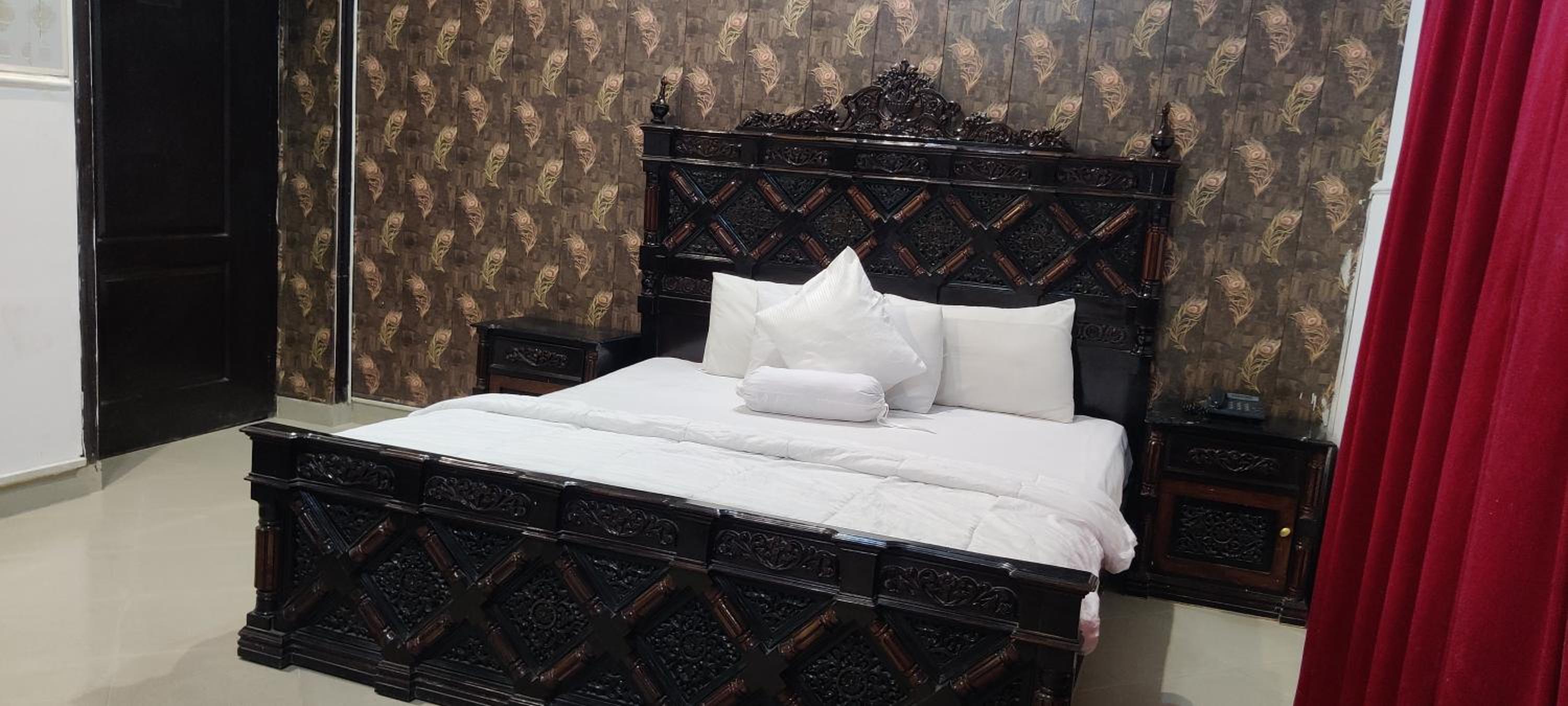 Deluxe Single Room photo 3