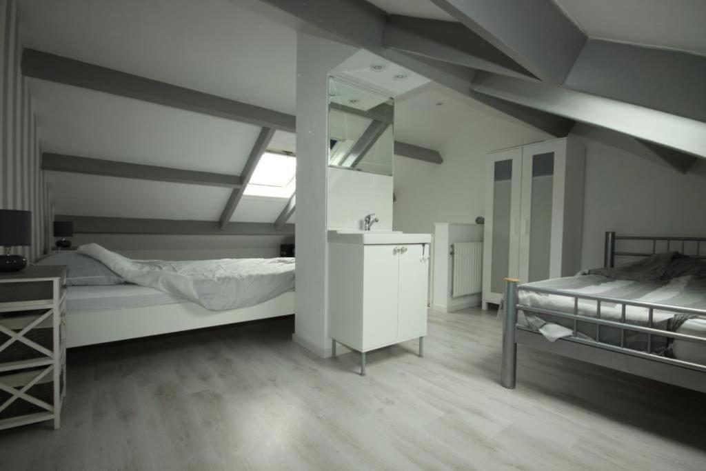 Two-Bedroom House photo 2