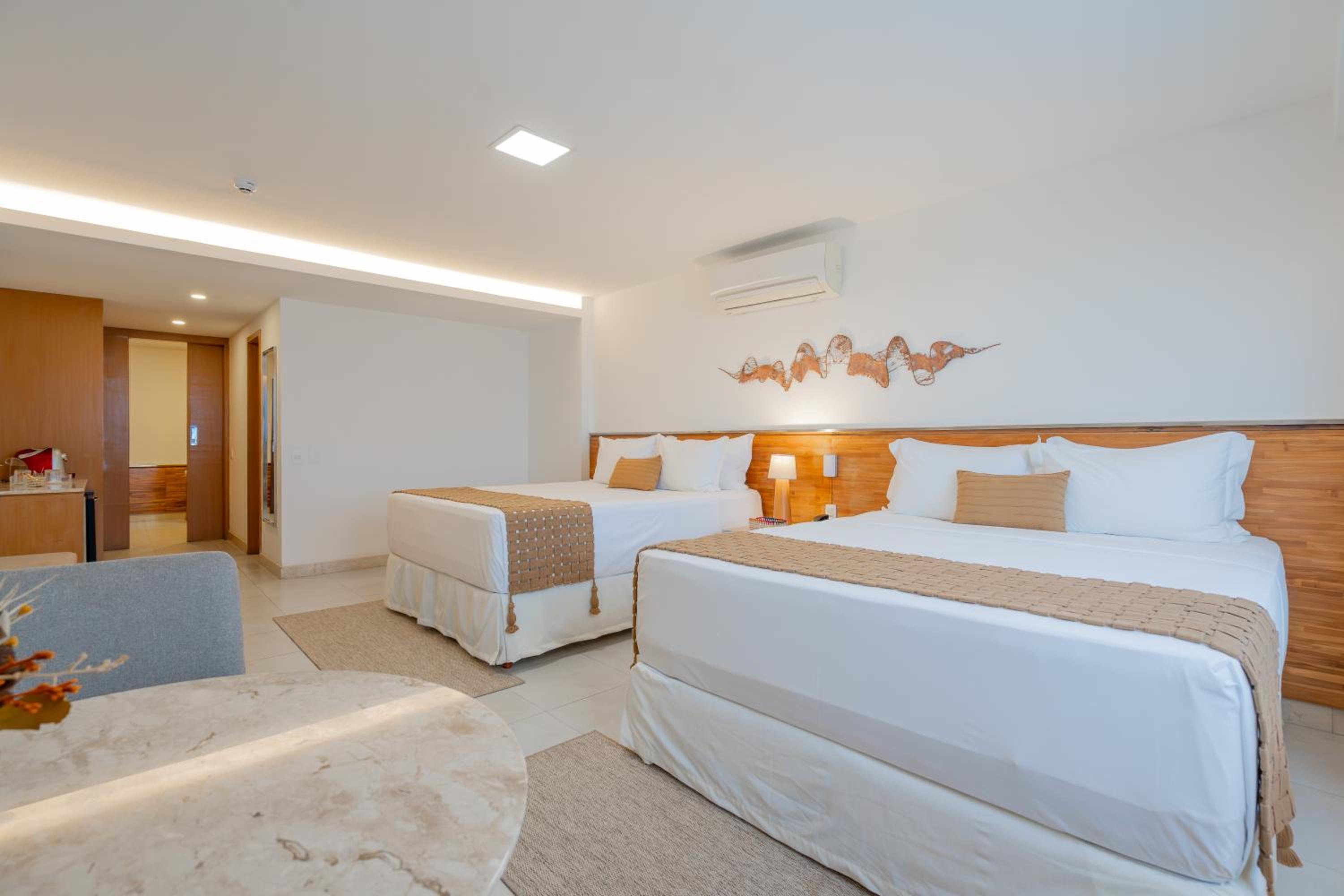 Suite with Sea View - Photo 30