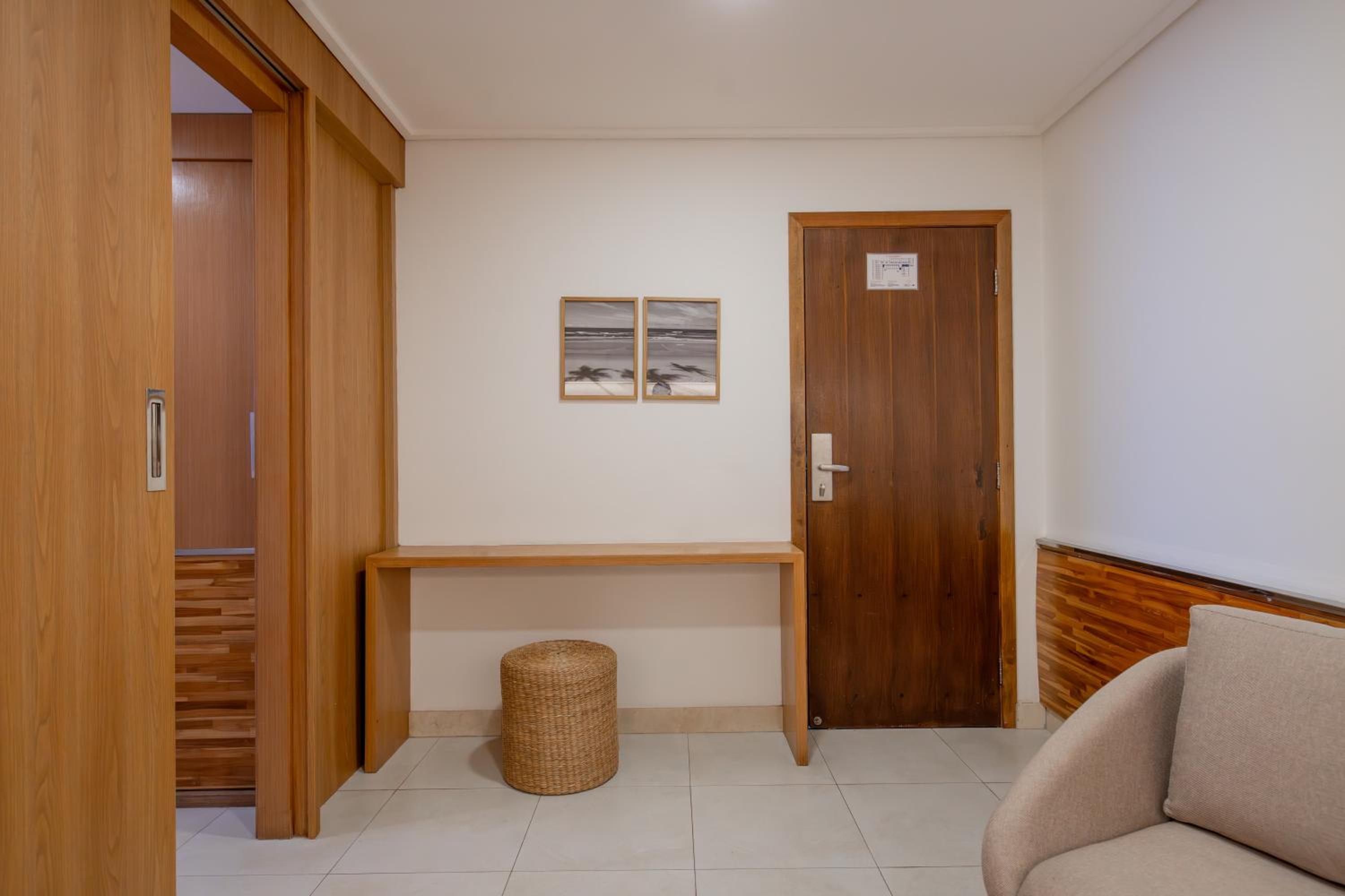 Suite with Sea View - Photo 26