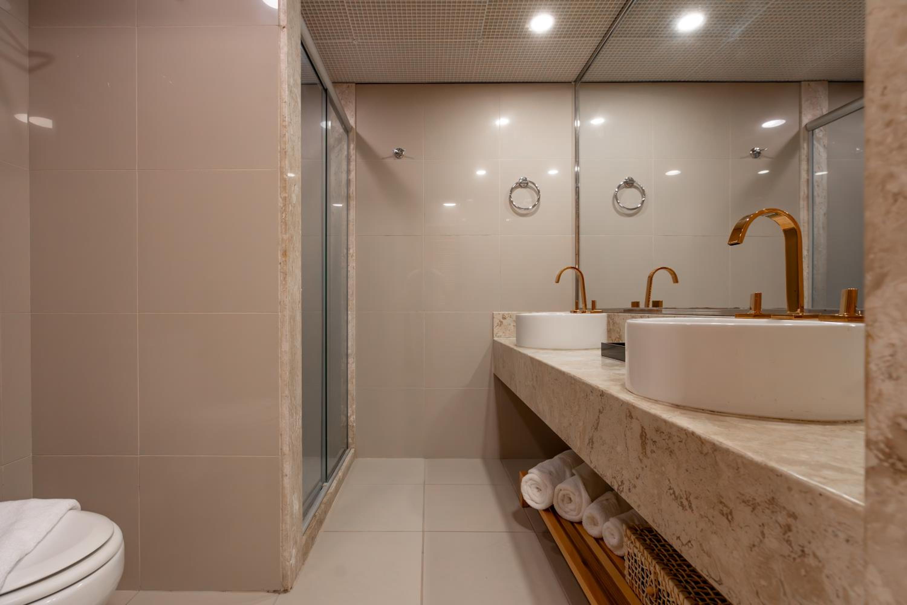 Suite with Sea View - Photo 2