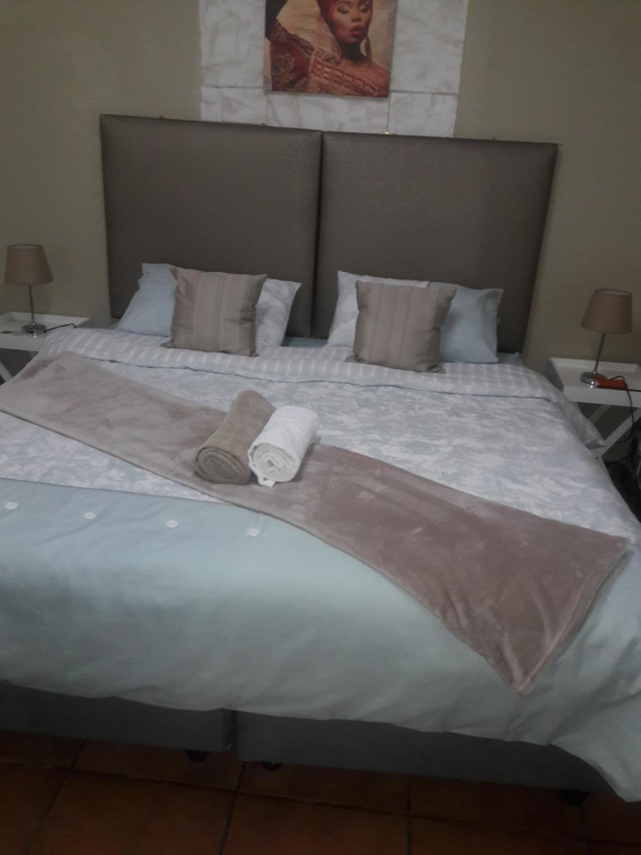 Double or Twin Room - Photo 1