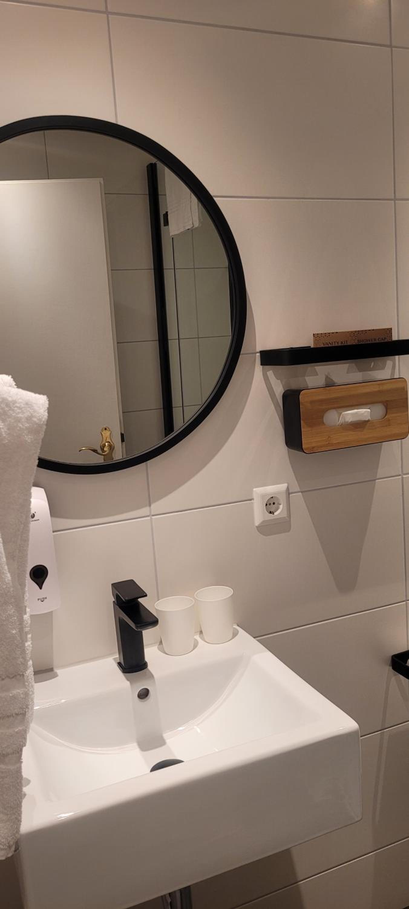 Single Room photo 3