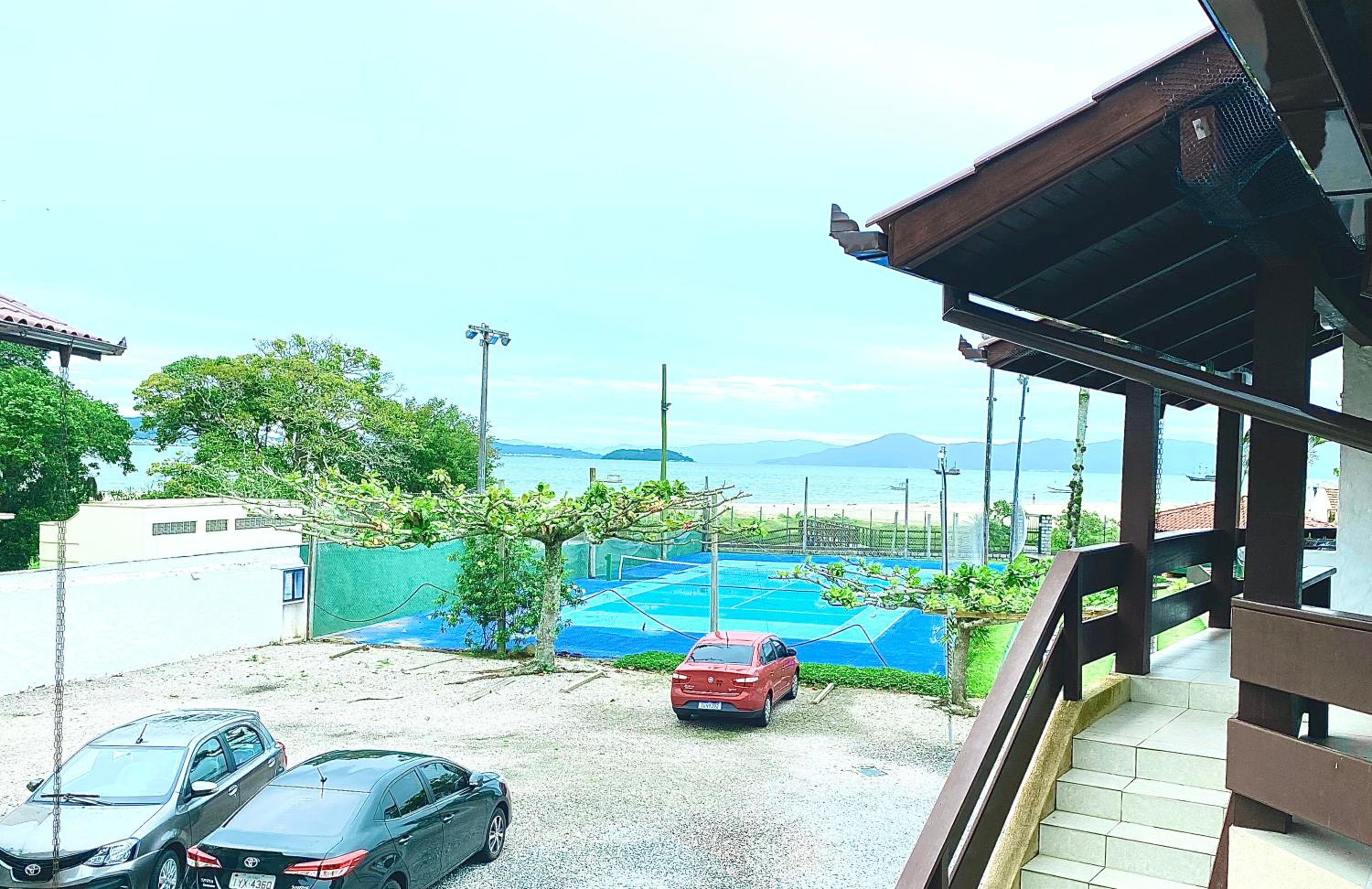 Apartment with Sea View - Photo 6
