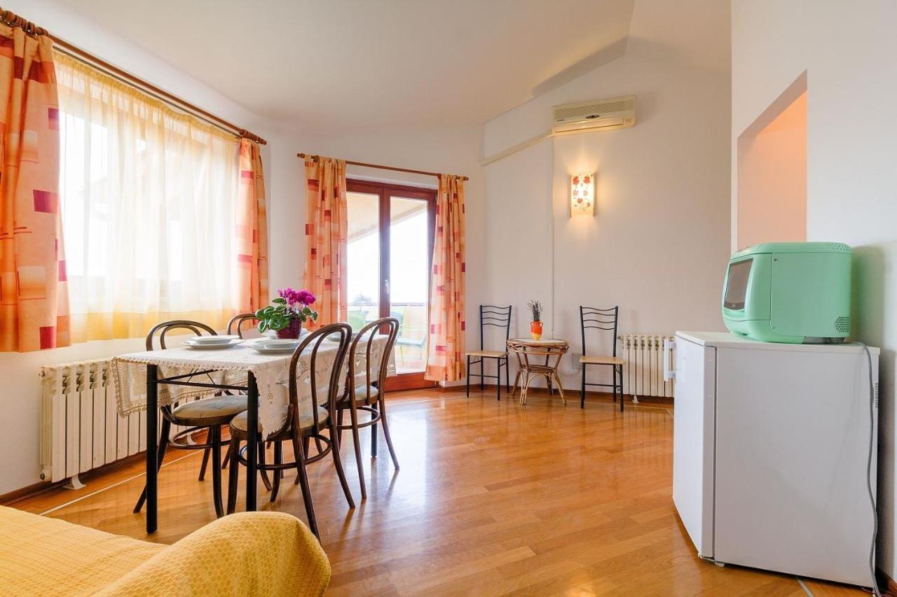 Apartment with Sea View photo 1