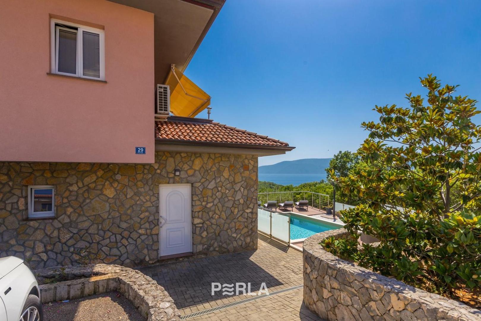 Apartment with Terrace photo 2