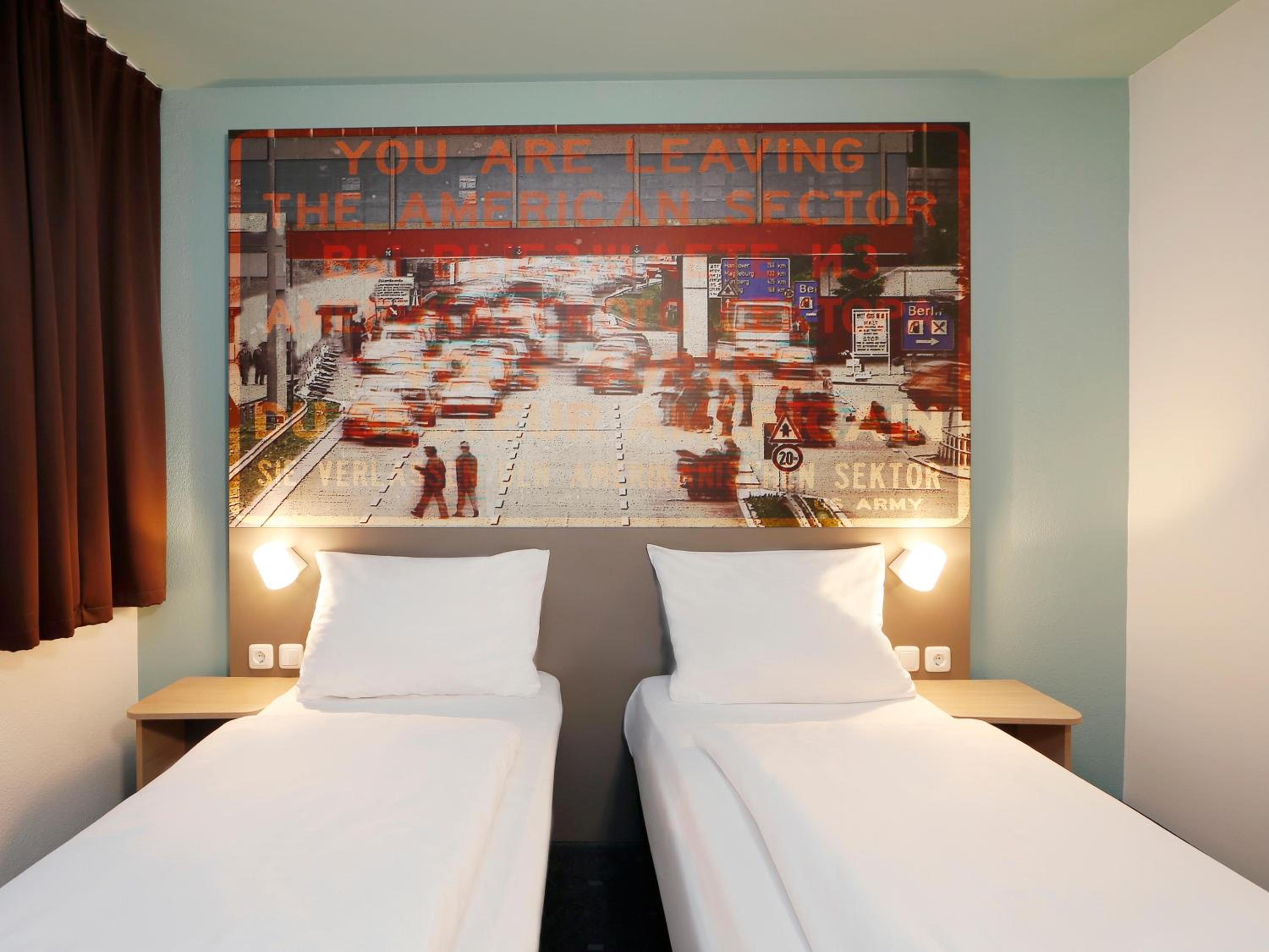 Standard Twin Room - Photo 6