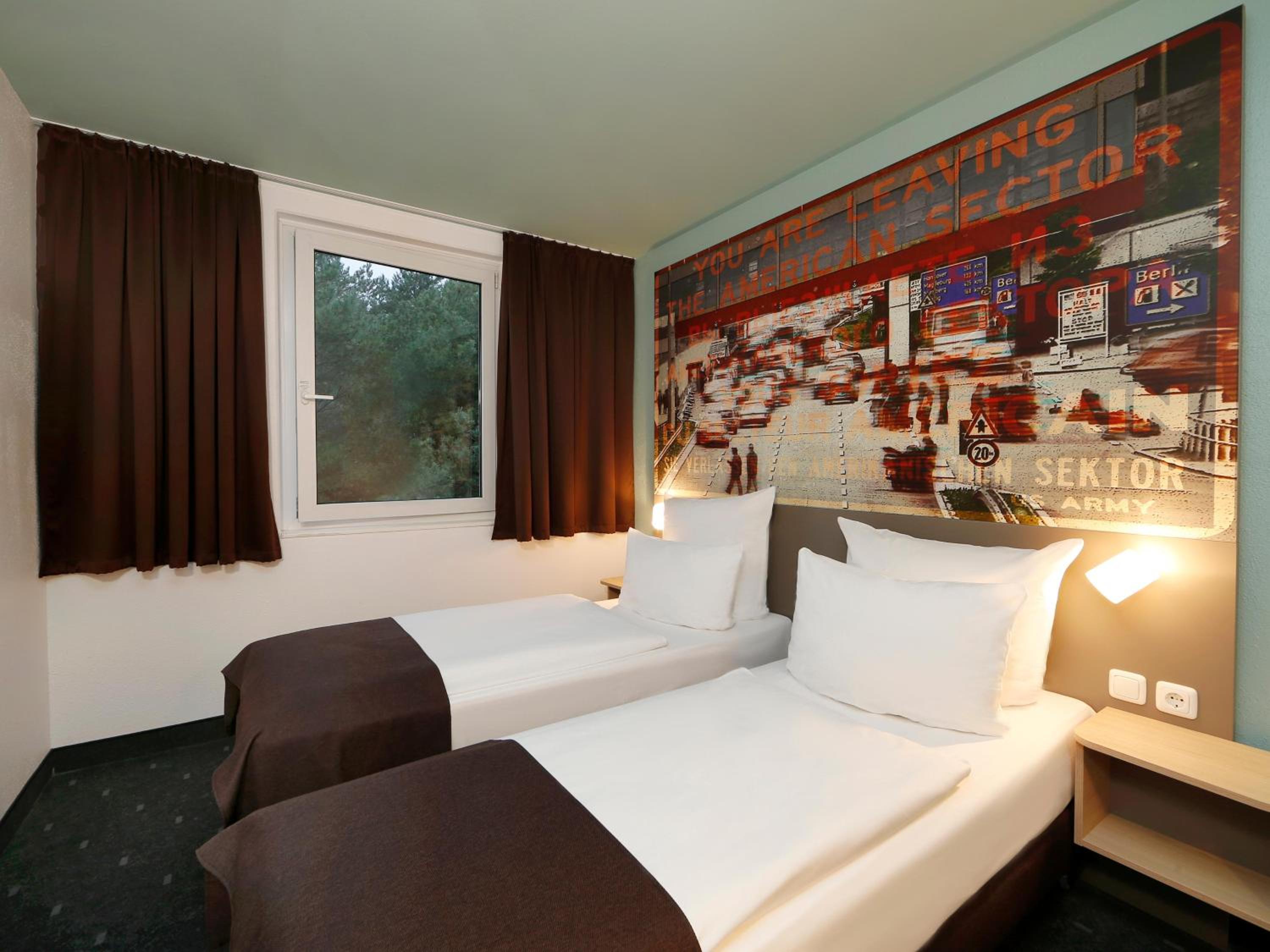 Standard Twin Room - Photo 5