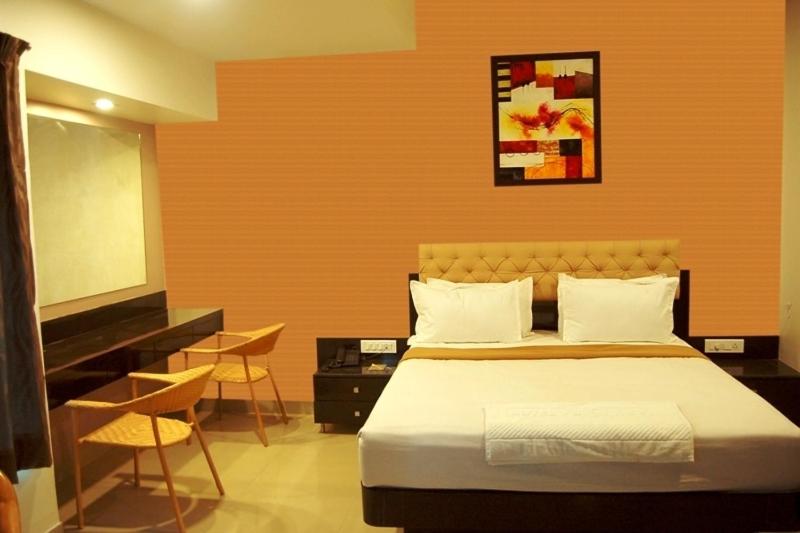 Deluxe Double or Twin Room - Photo 17