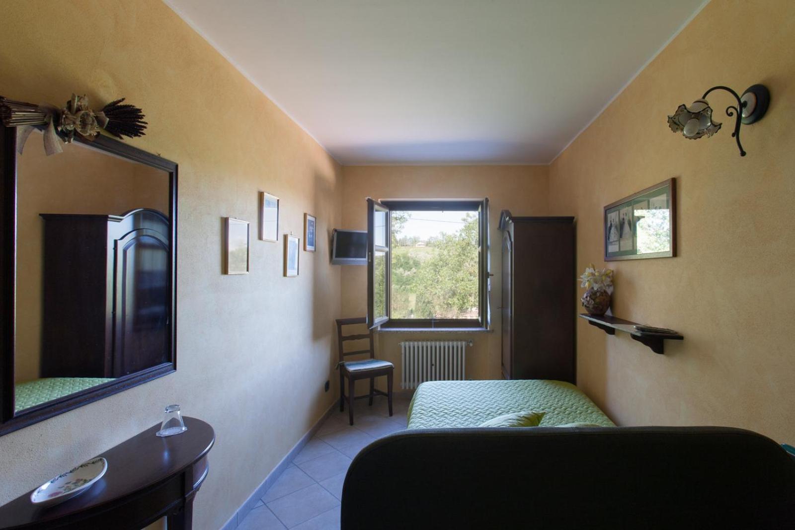 Single Room photo 1