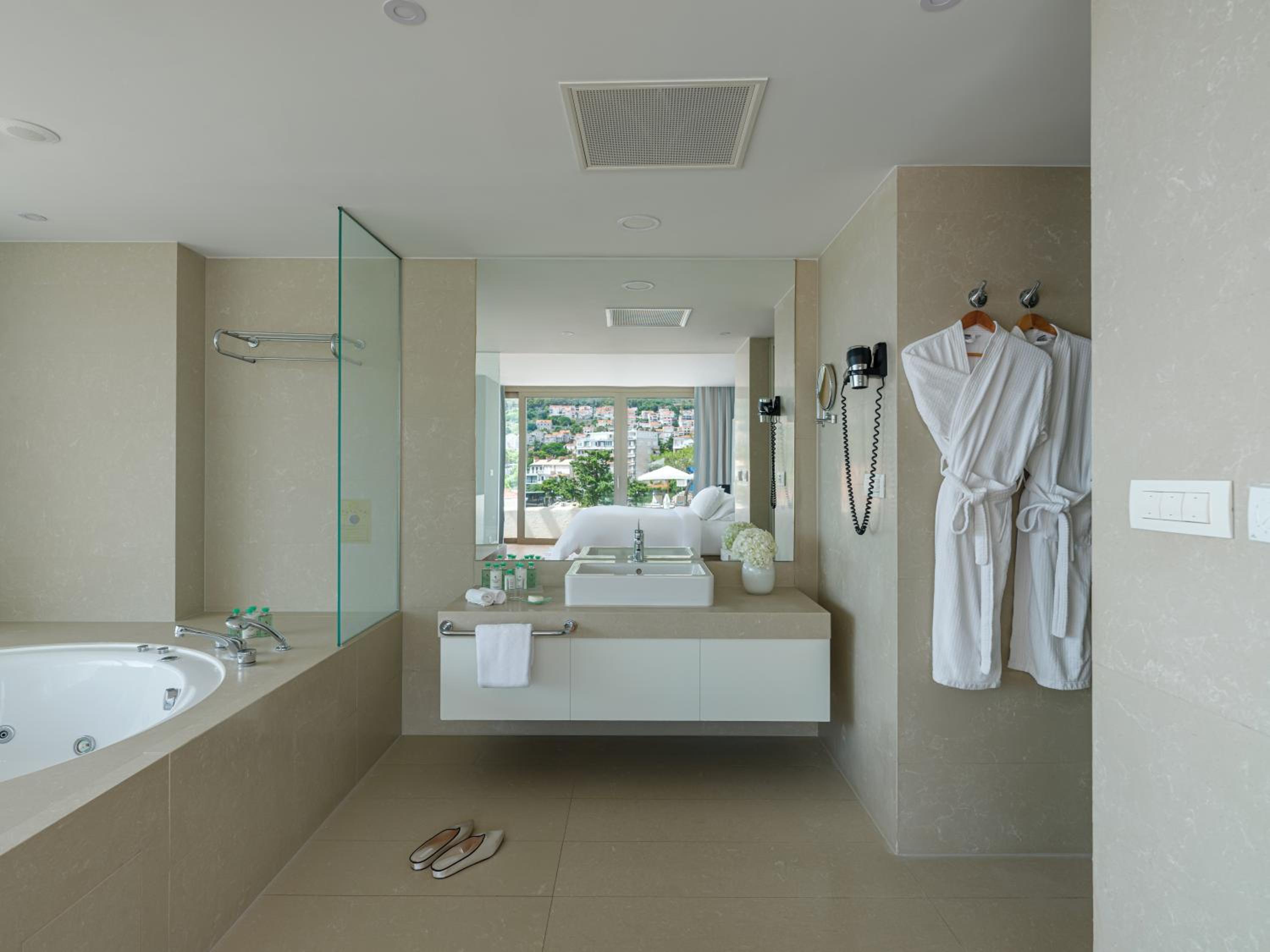 Executive Suite with Balcony and Sea View
