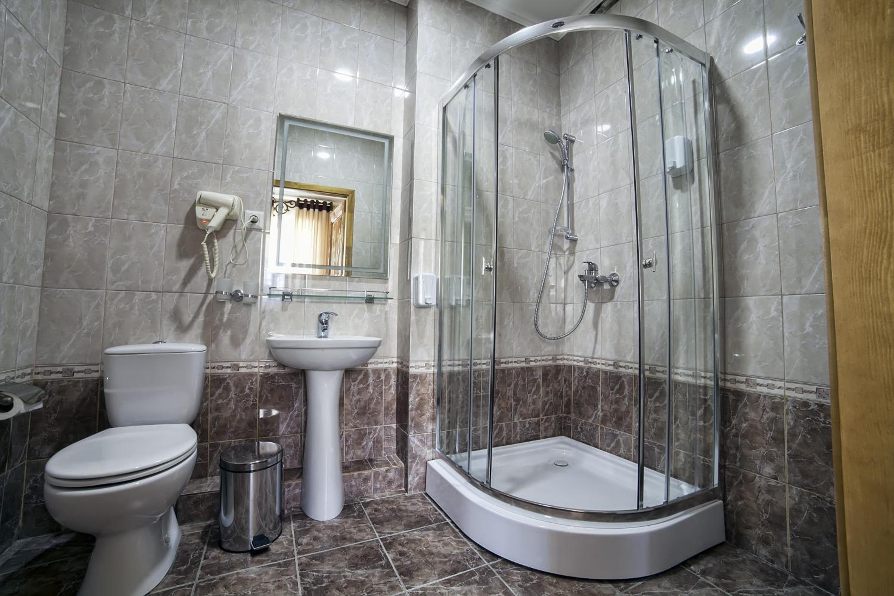 Deluxe Double or Twin Room photo 3