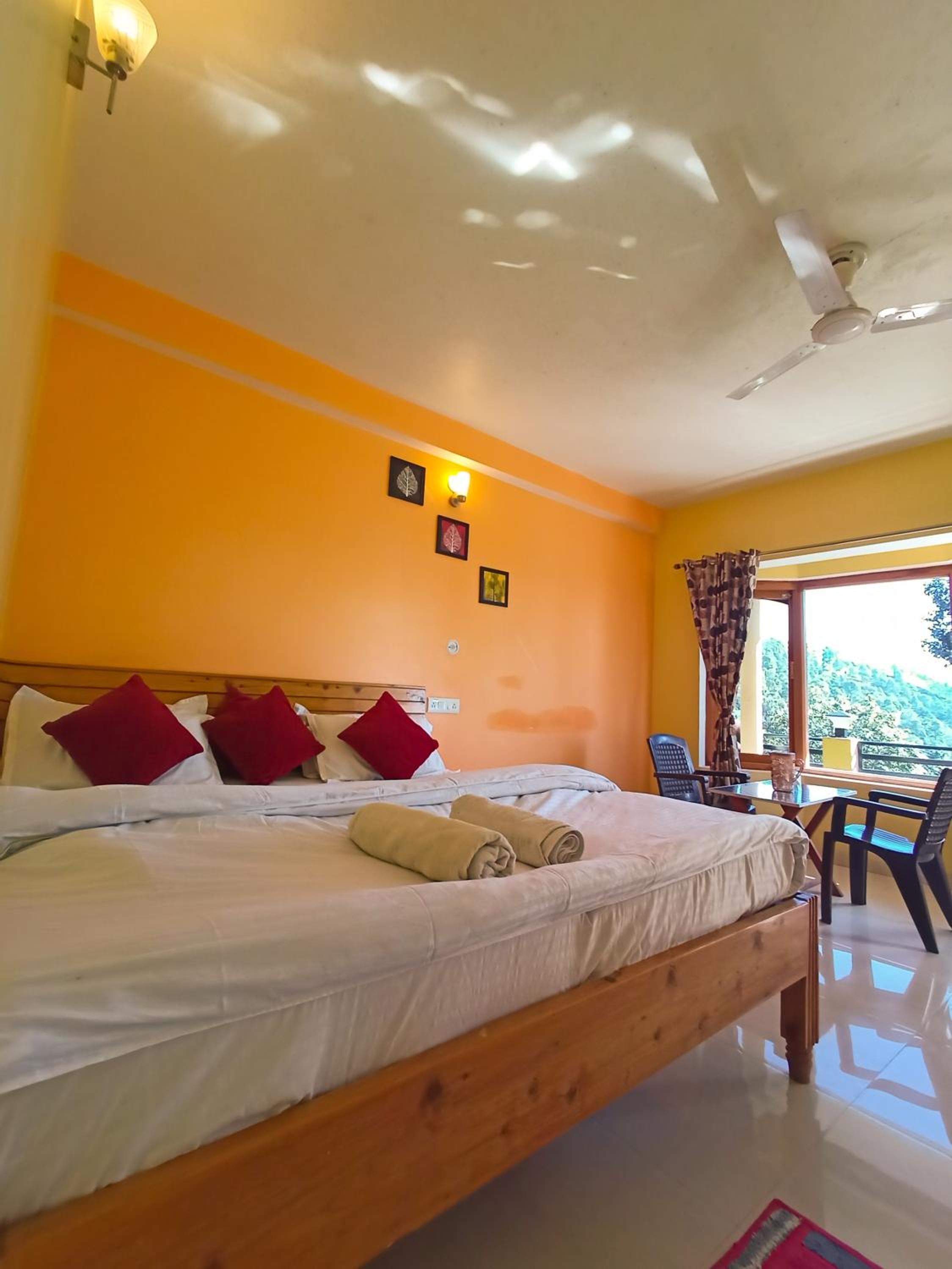 Deluxe Double or Twin Room - Photo 2
