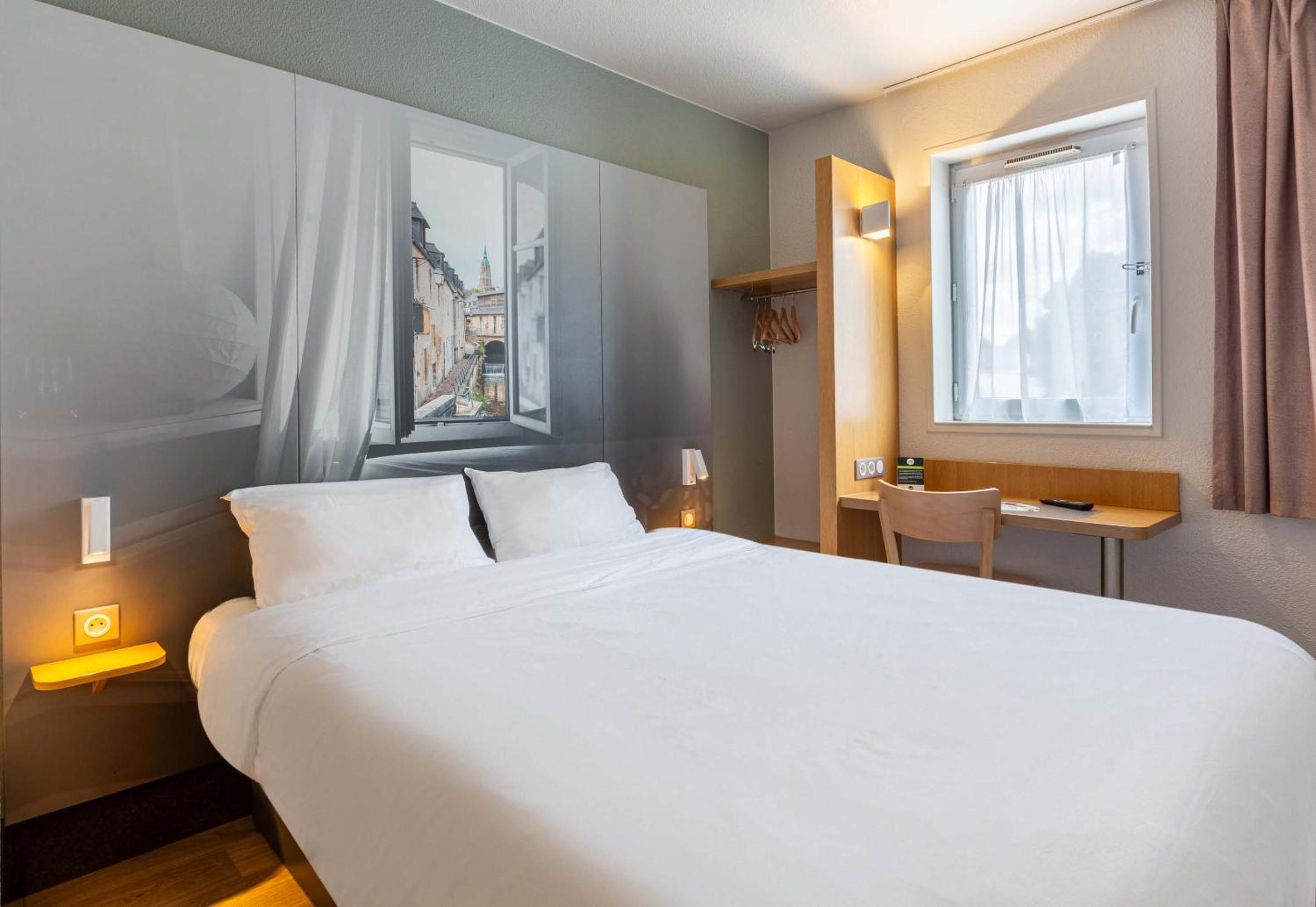 Double Room - Photo 6
