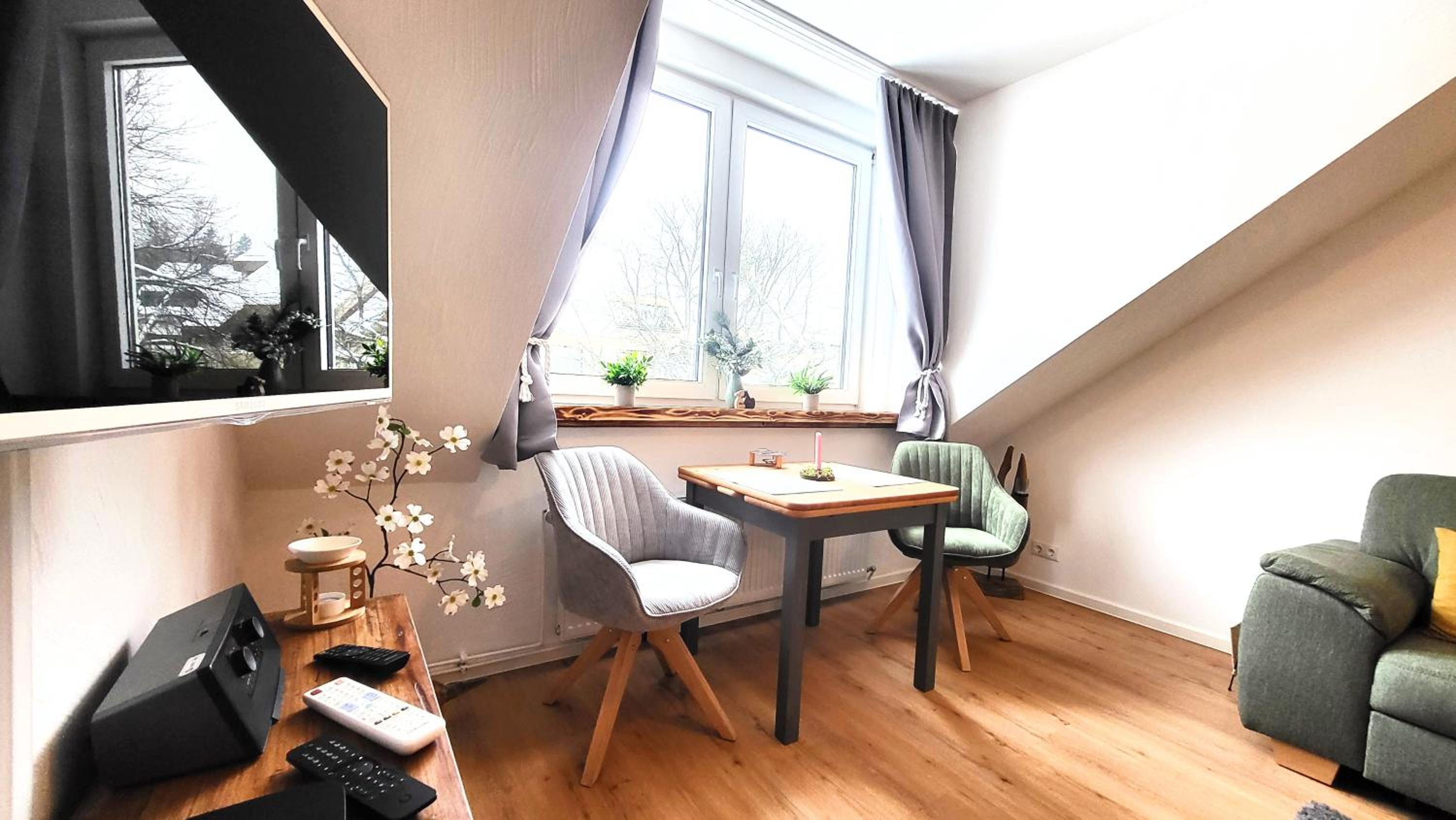 One-Bedroom Apartment photo 2