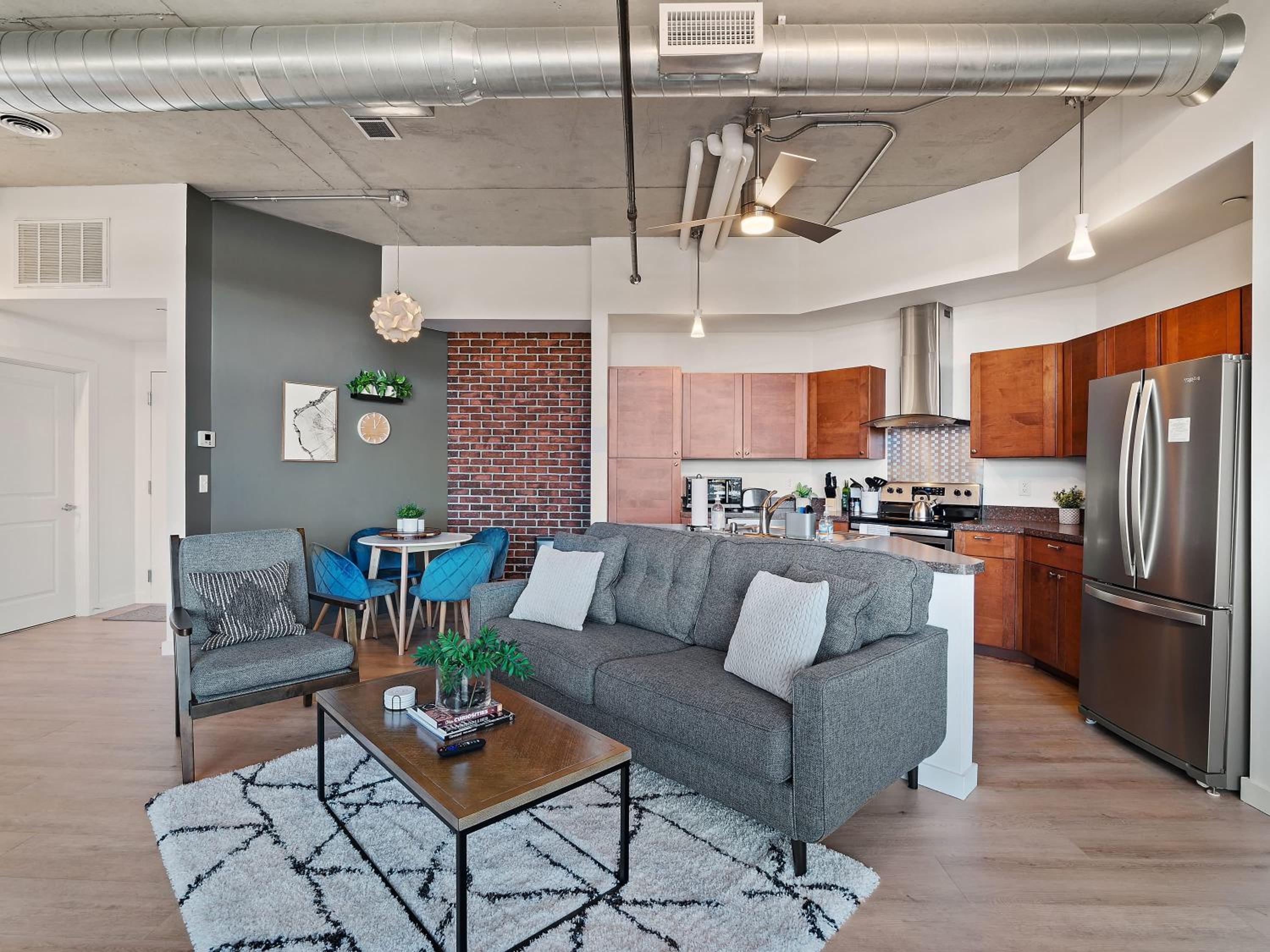 Apartment photo 3