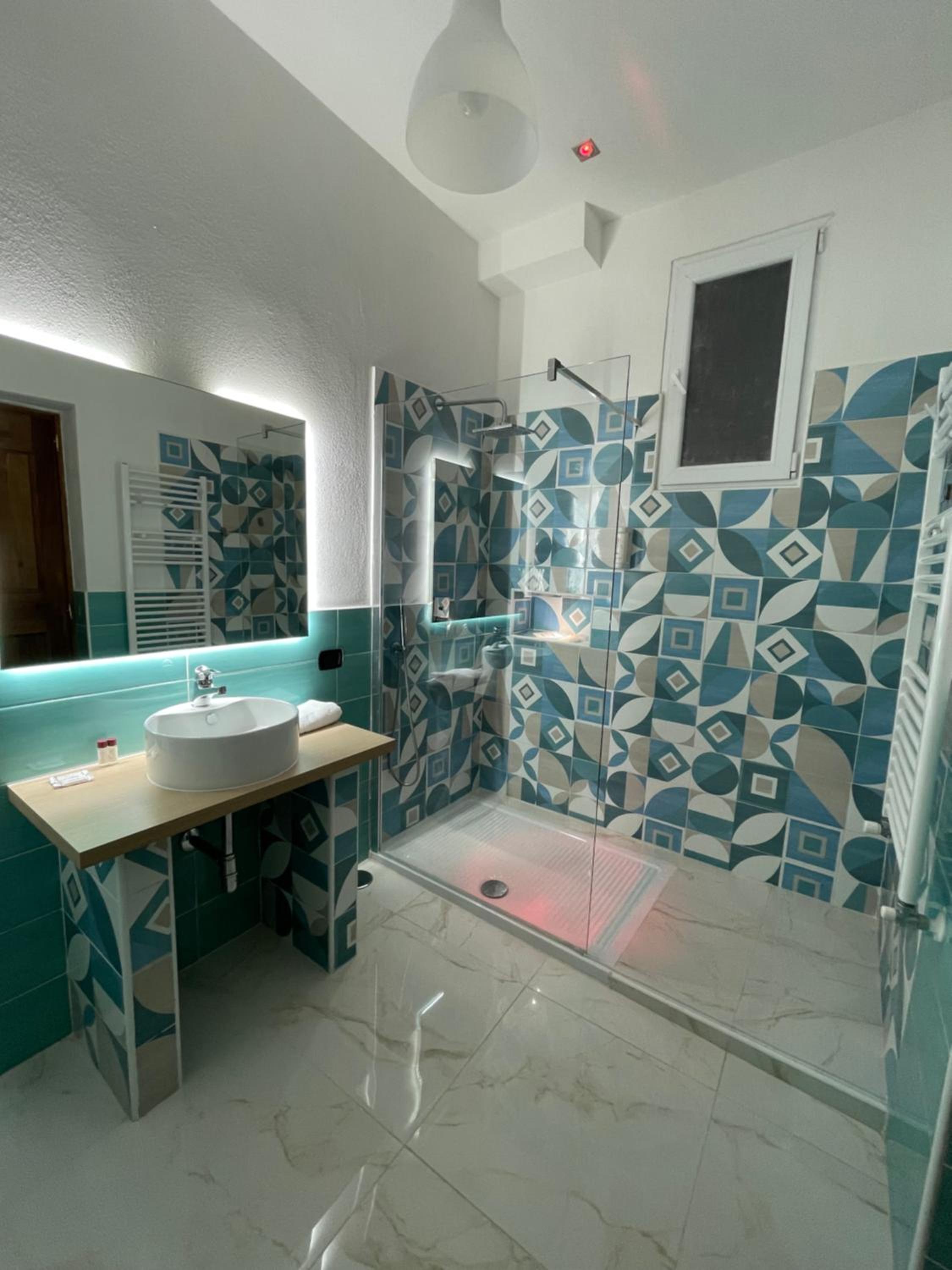 Large Double Room photo 3