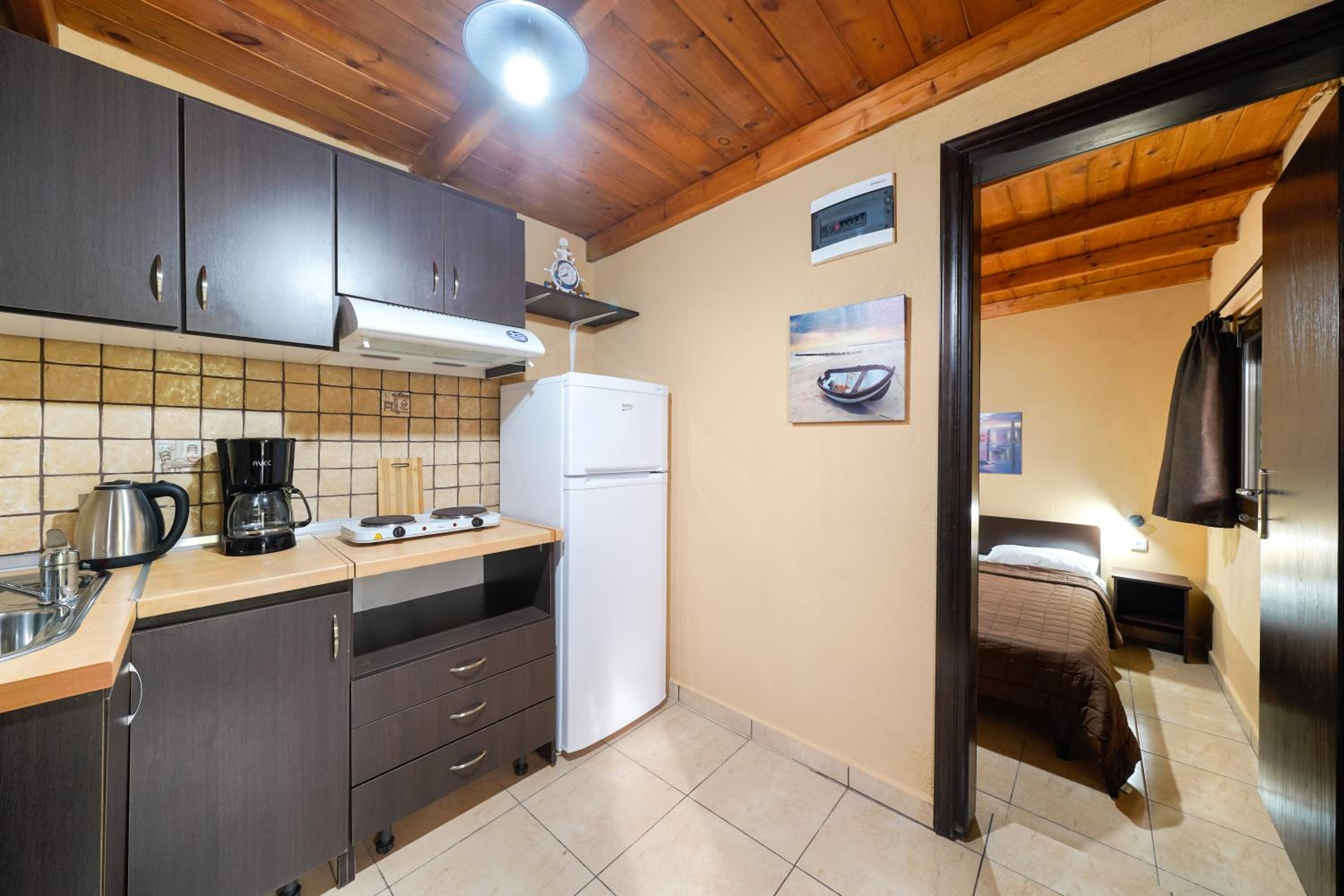 One-Bedroom Apartment photo 2