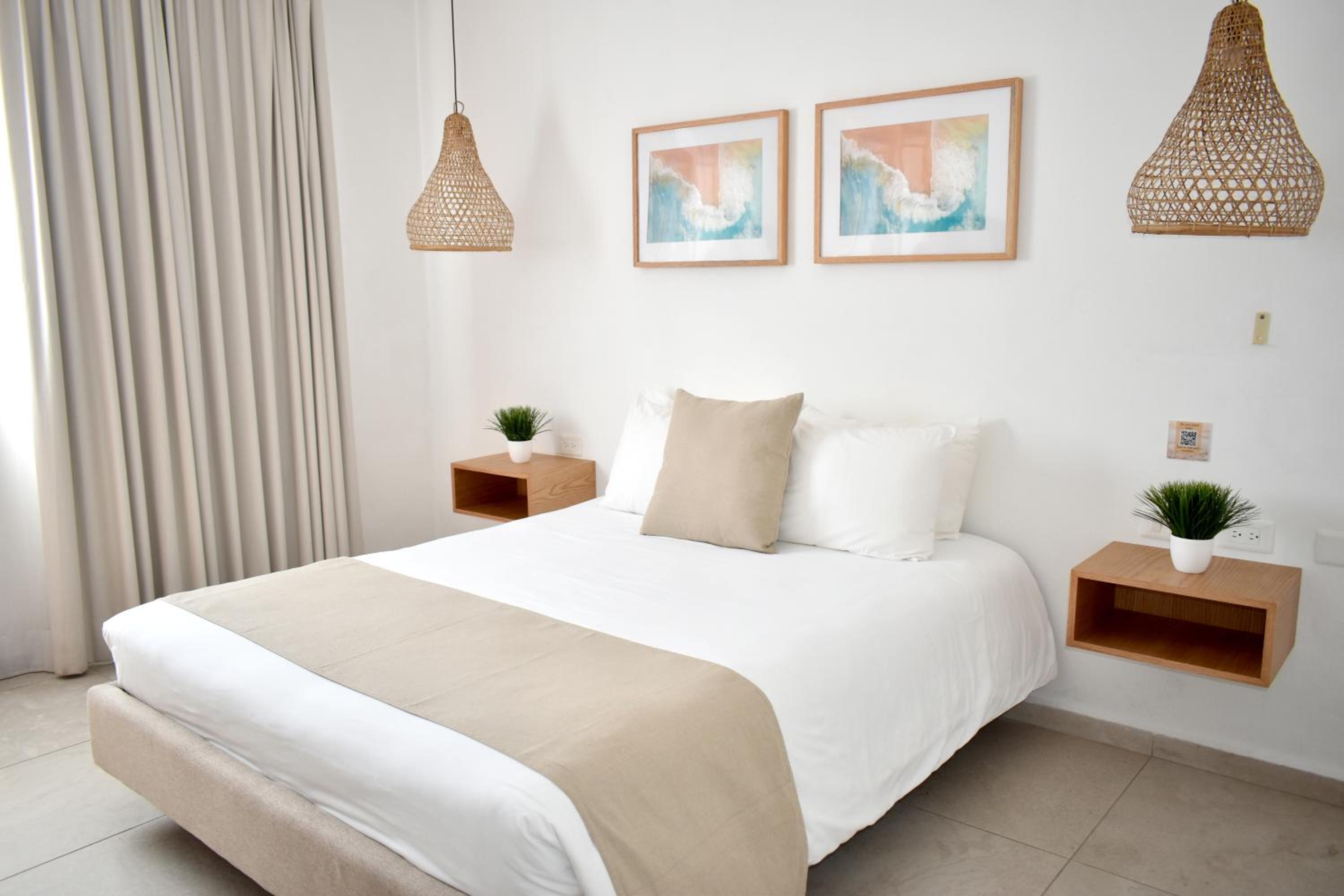 Deluxe Double Room - Photo 1
