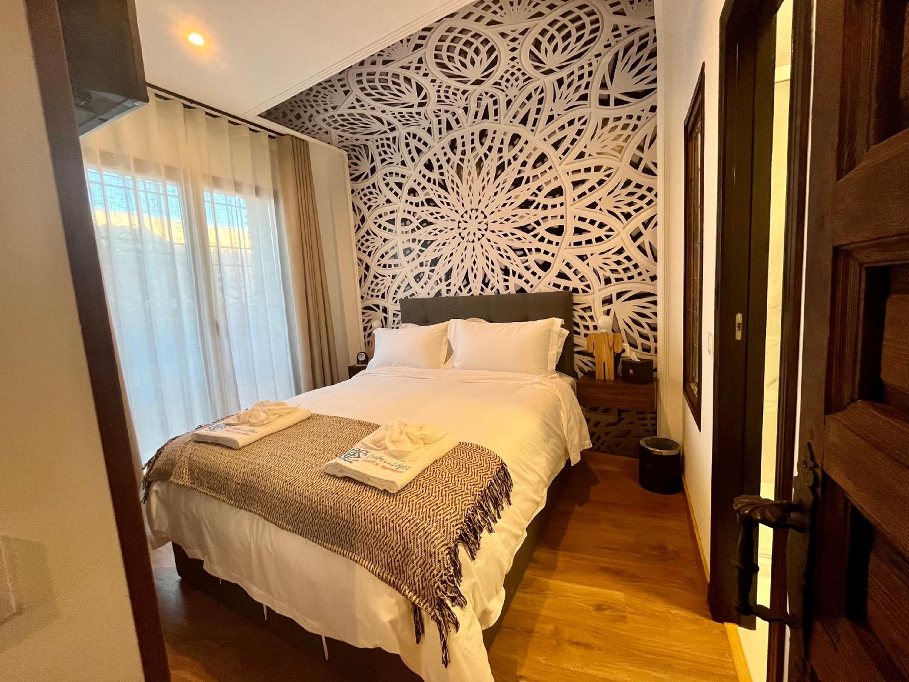Two-Bedroom Apartment - Photo 48