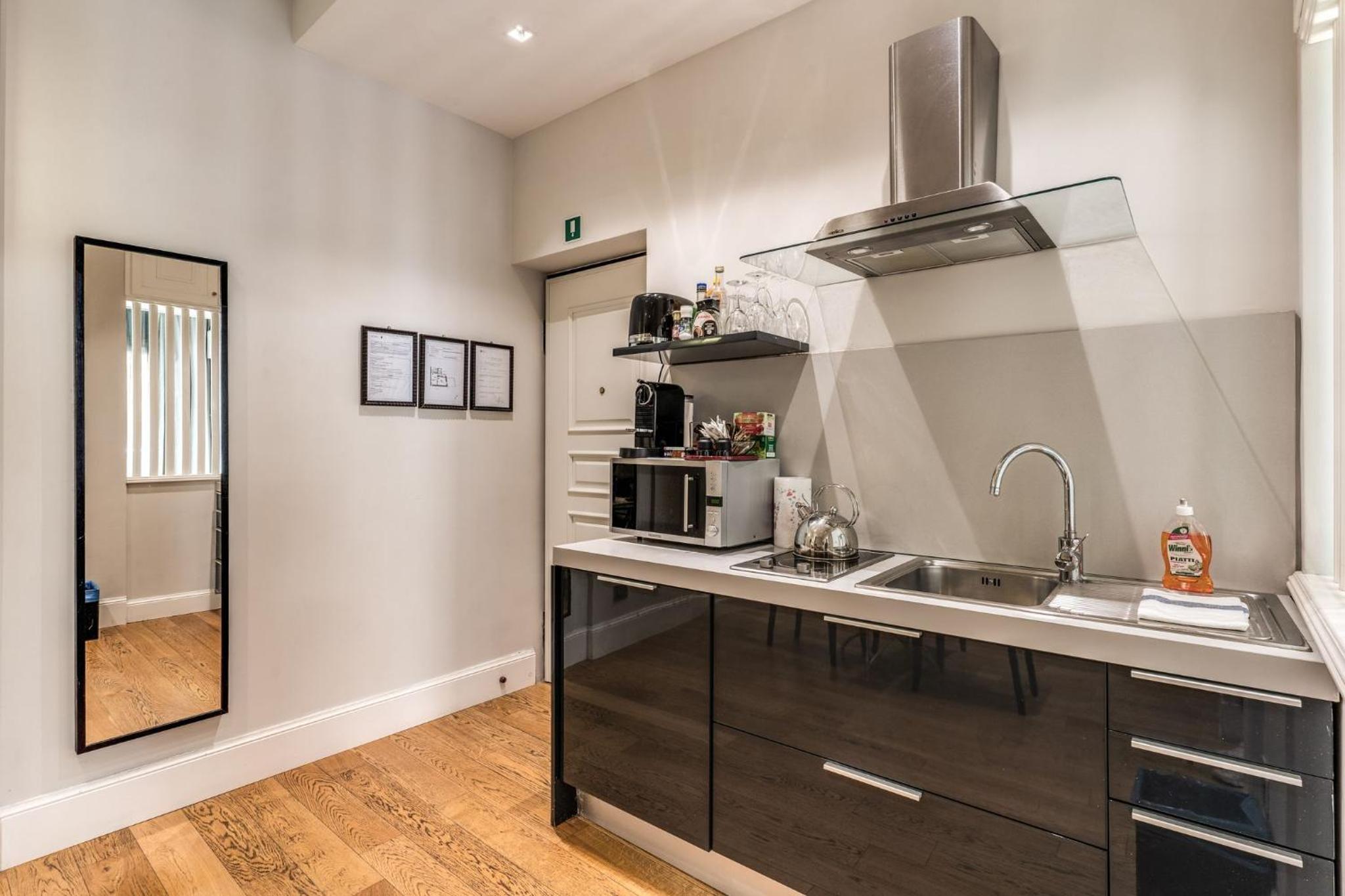 One-Bedroom Apartment with Terrace photo 3