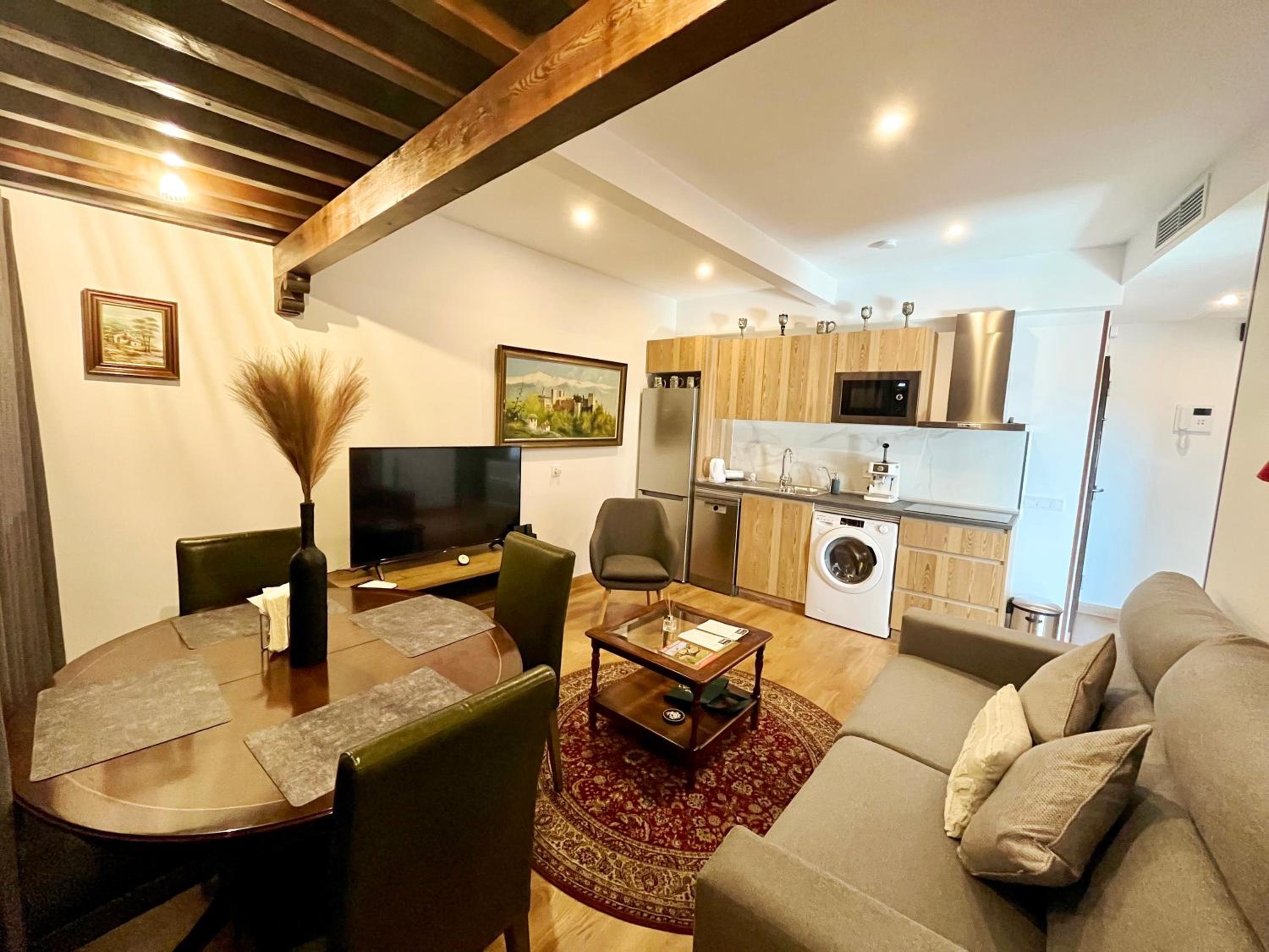 One-Bedroom Apartment - Photo 1