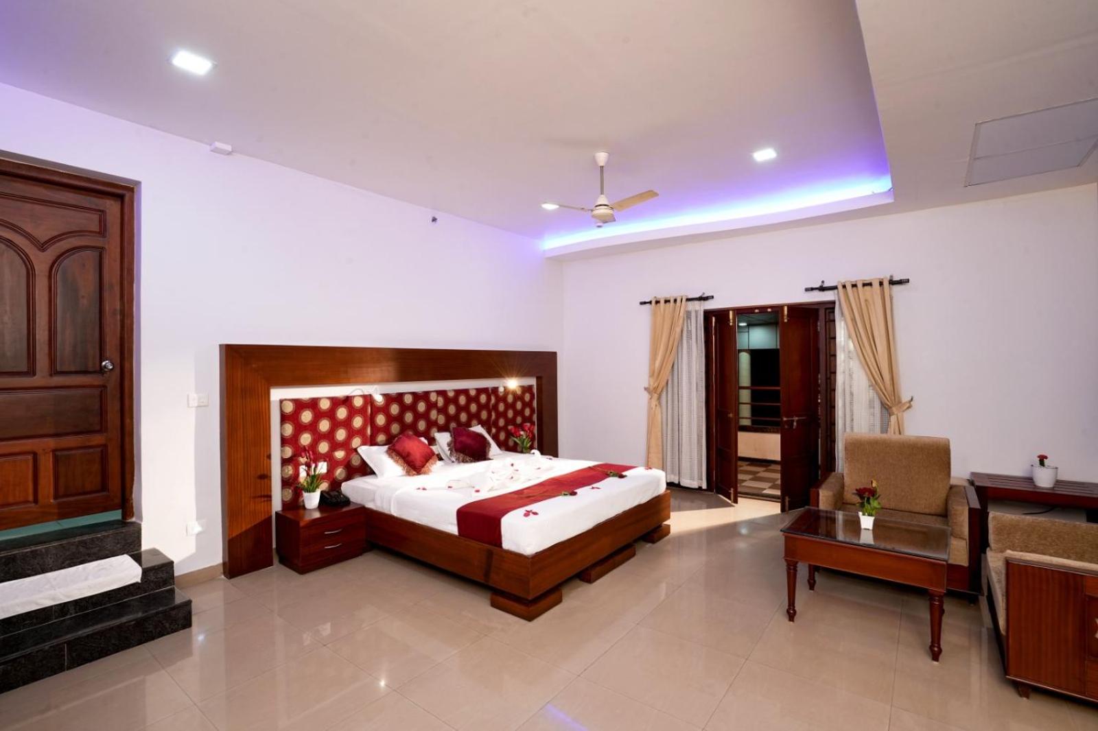 Deluxe Double or Twin Room
