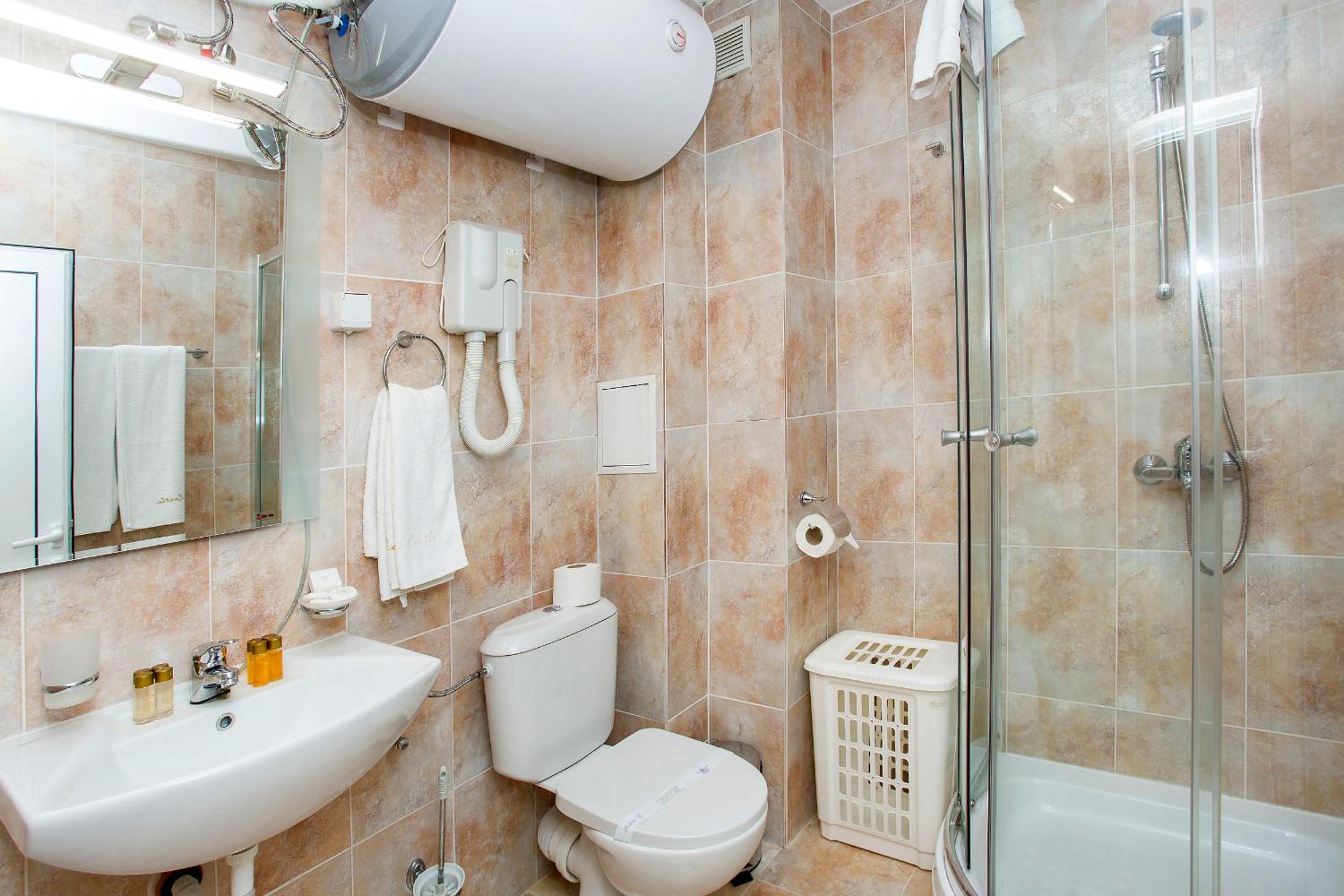 One-Bedroom Apartment - Photo 26
