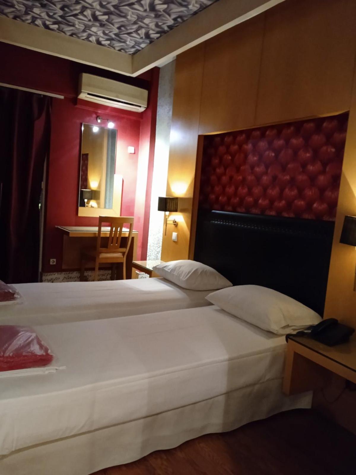 Standard Twin Room with Sea View photo 1