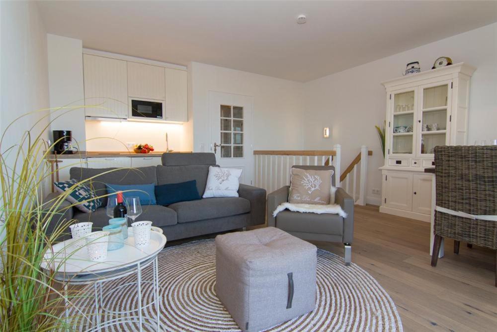Apartment with Sea View photo 1