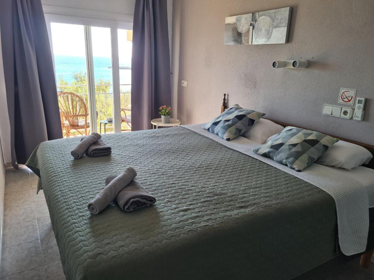 Habitación Familiar con Vista al Mar