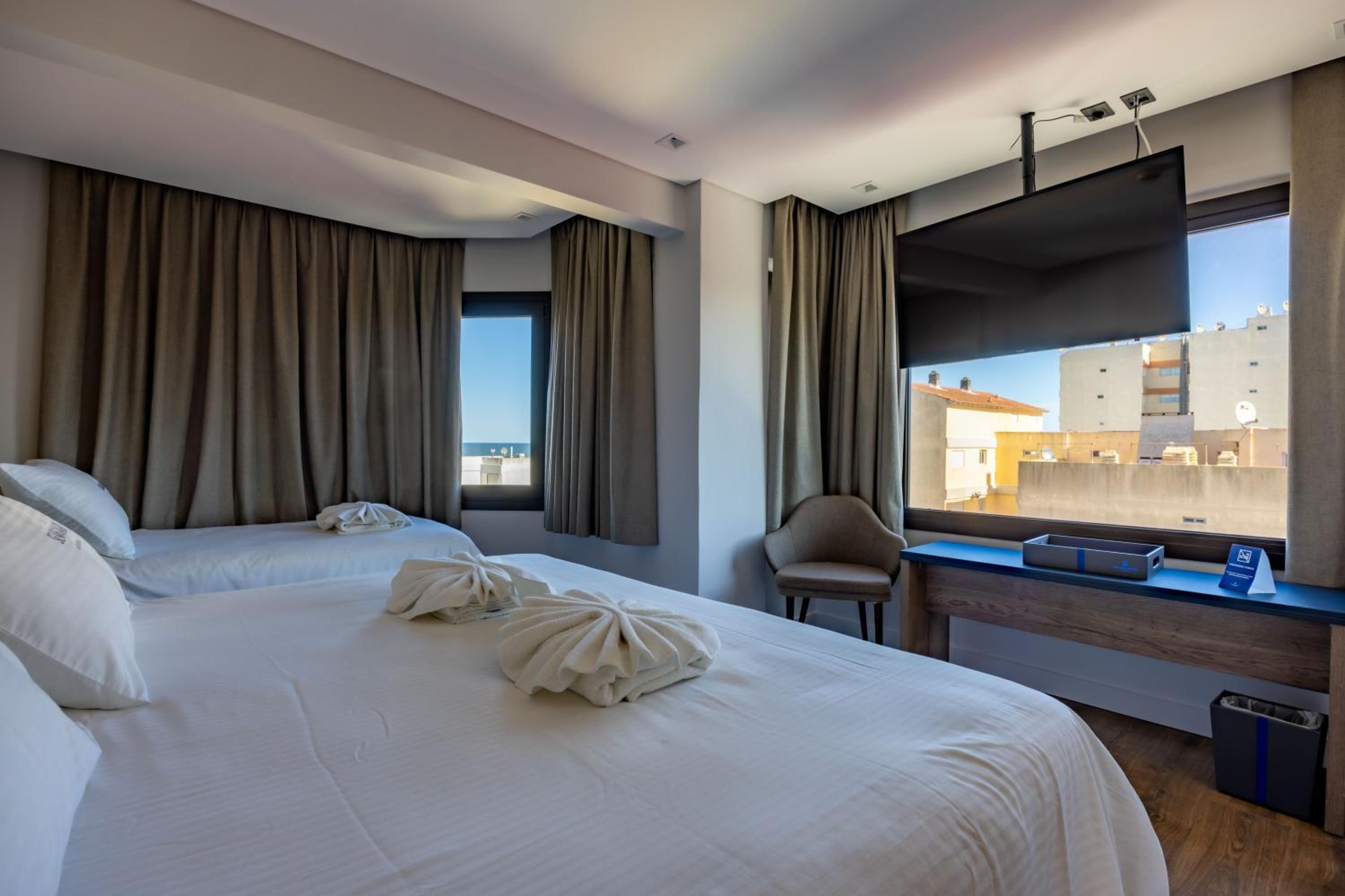 Triple Room with City View photo 3