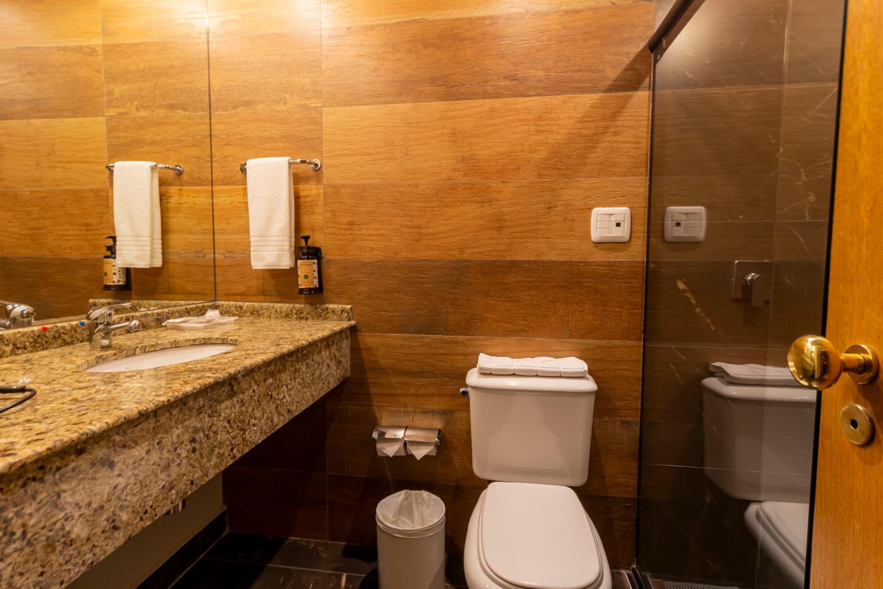 Standard Triple Room - Photo 2