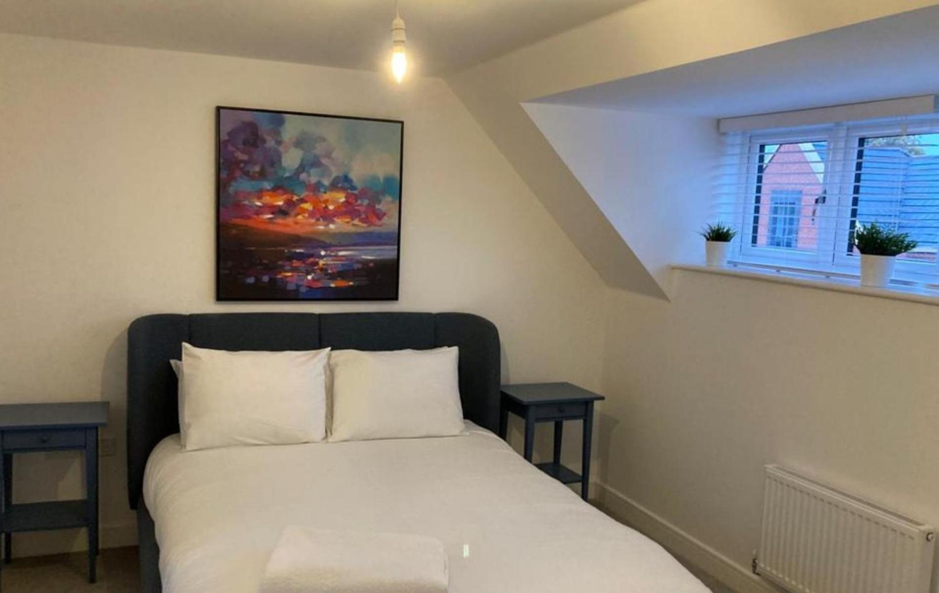 Four-Bedroom House photo 2