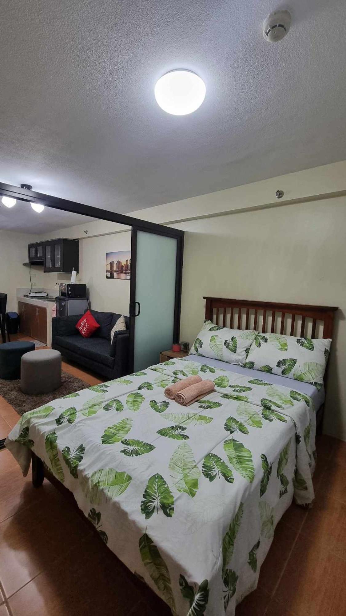 Apartment with Balcony photo 1