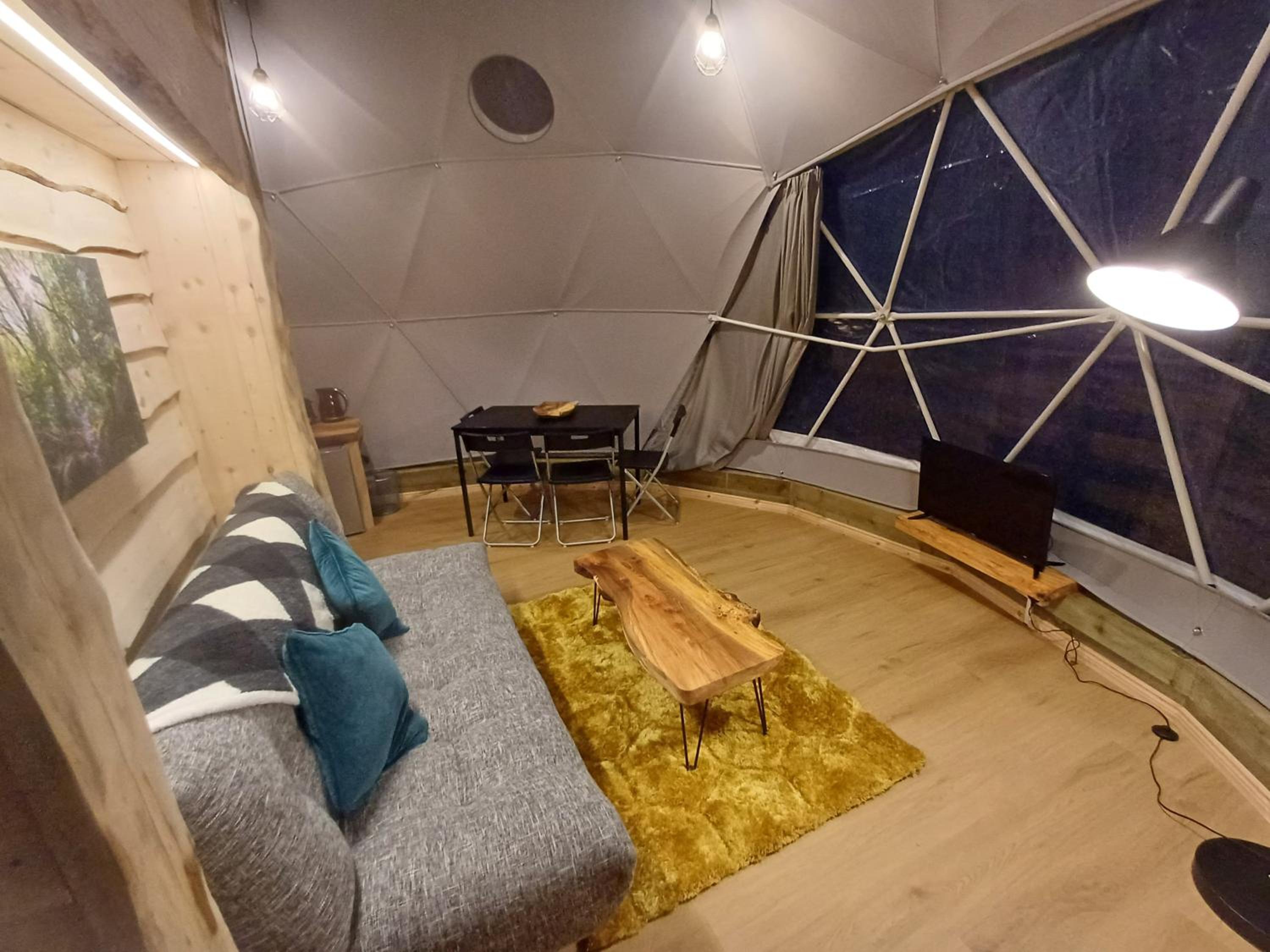 Tent - Photo 8