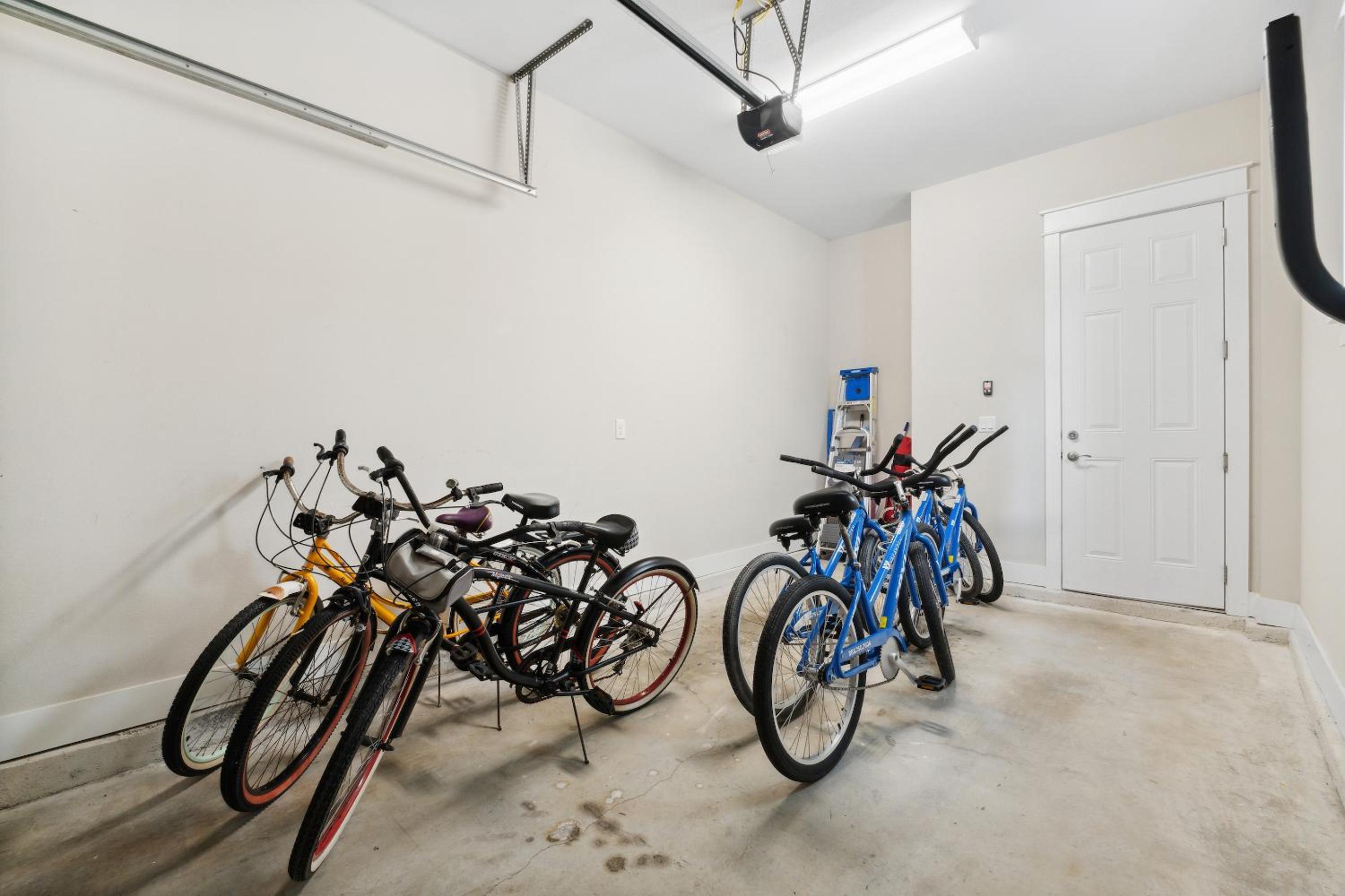 Two-Bedroom Townhouse photo 3